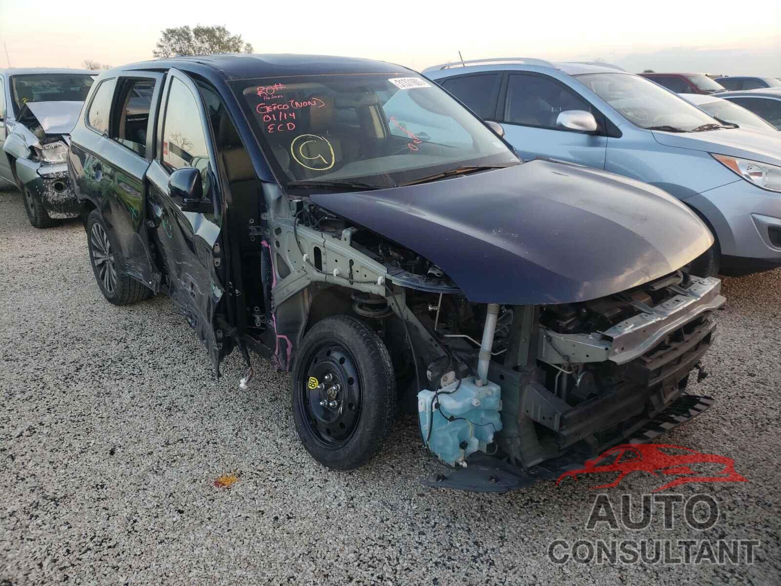 MITSUBISHI OUTLANDER 2019 - JA4AD3A30KZ054698
