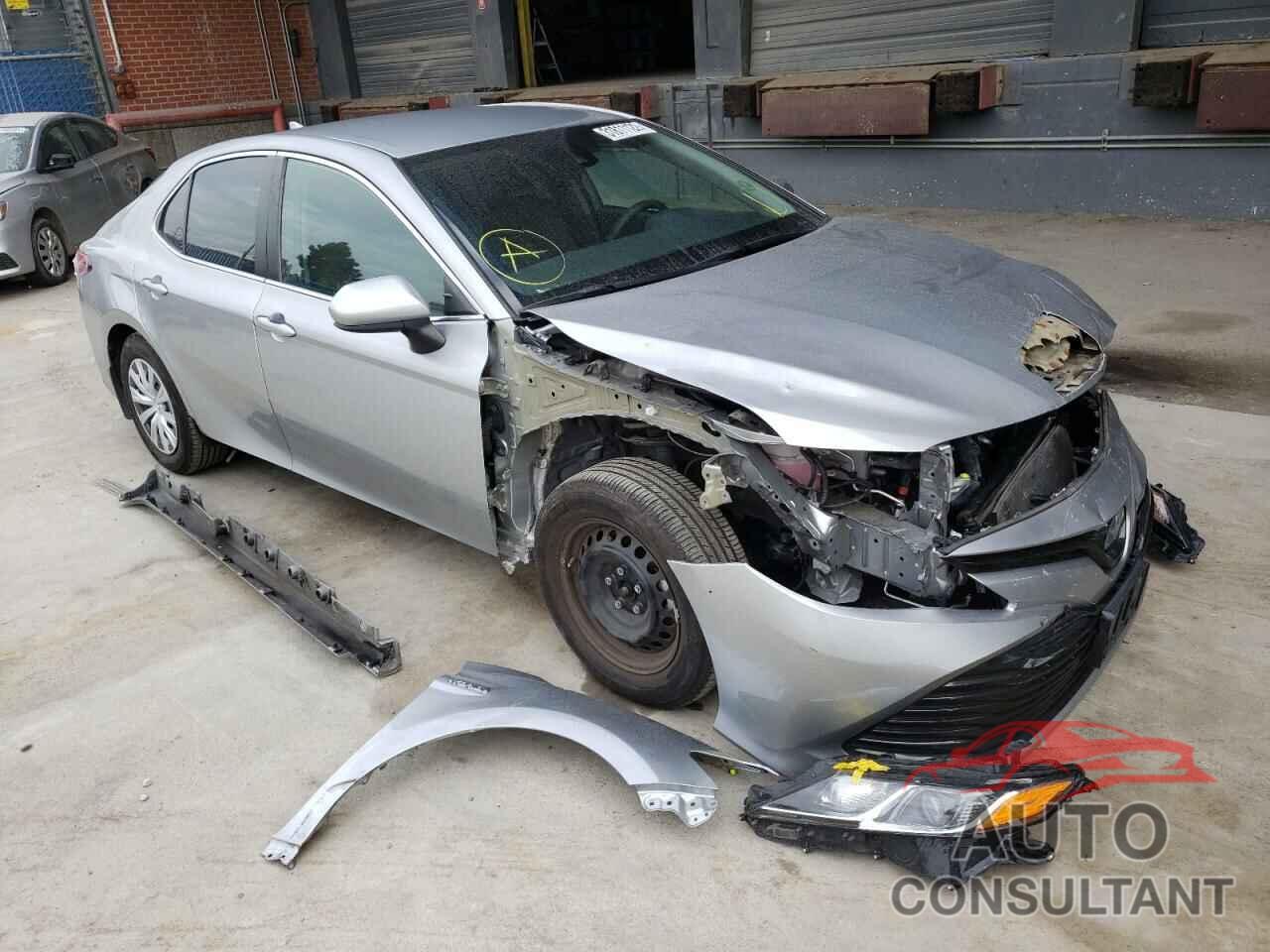 TOYOTA CAMRY 2019 - 4T1B31HK3KU509275