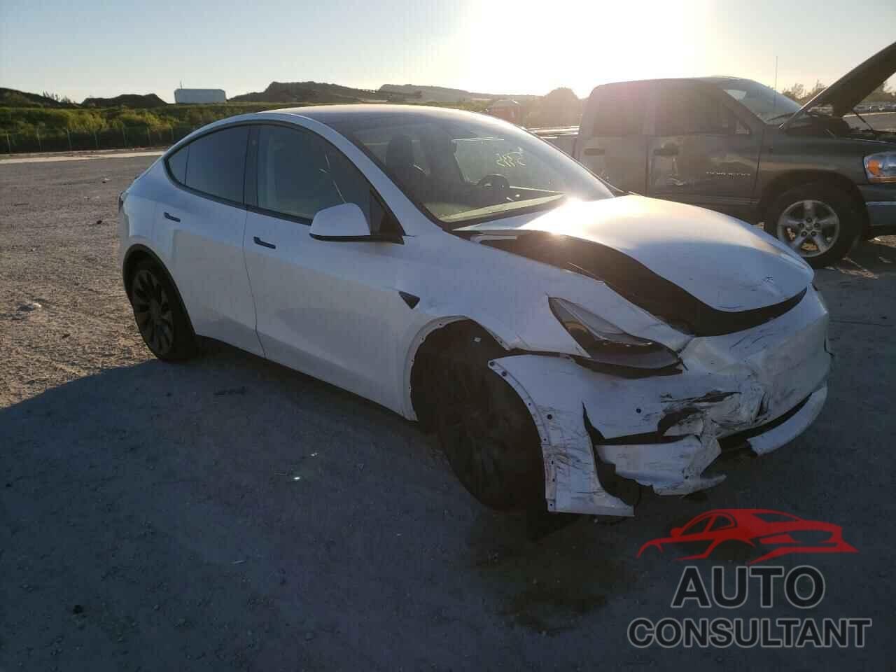TESLA MODEL Y 2021 - 5YJYGDEF7MF264066