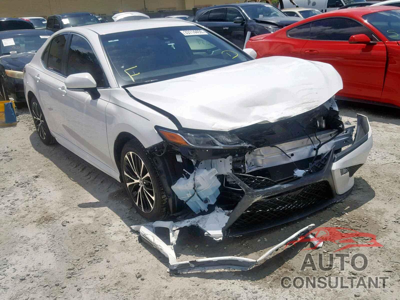 TOYOTA CAMRY 2018 - JTNB11HK2J3017007