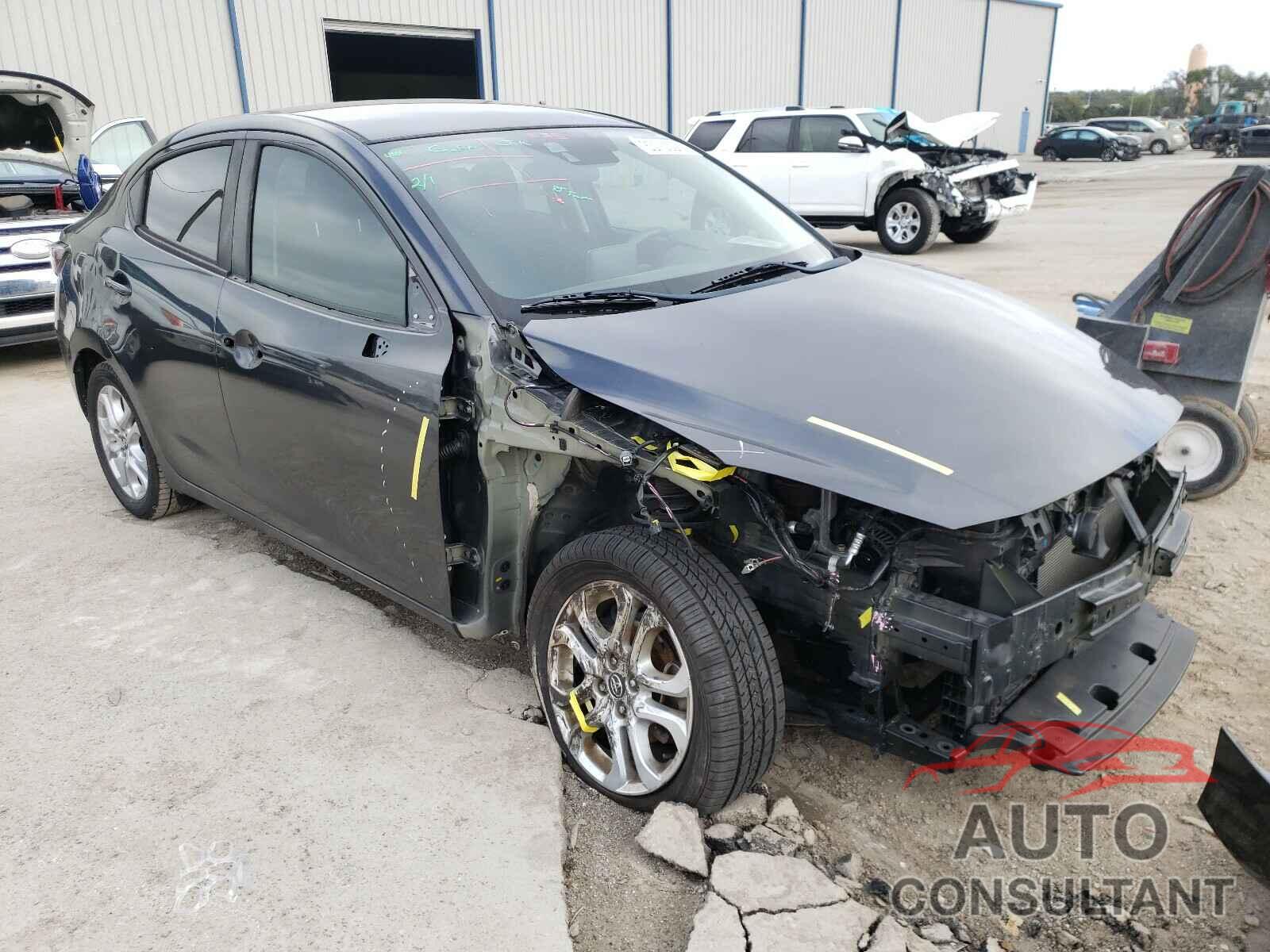 TOYOTA YARIS 2017 - 3MYDLBYV4HY193521