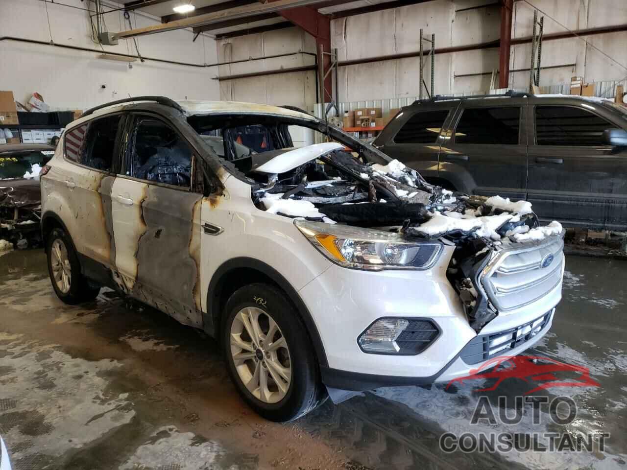 FORD ESCAPE 2018 - 1FMCU0GDXJUA84201