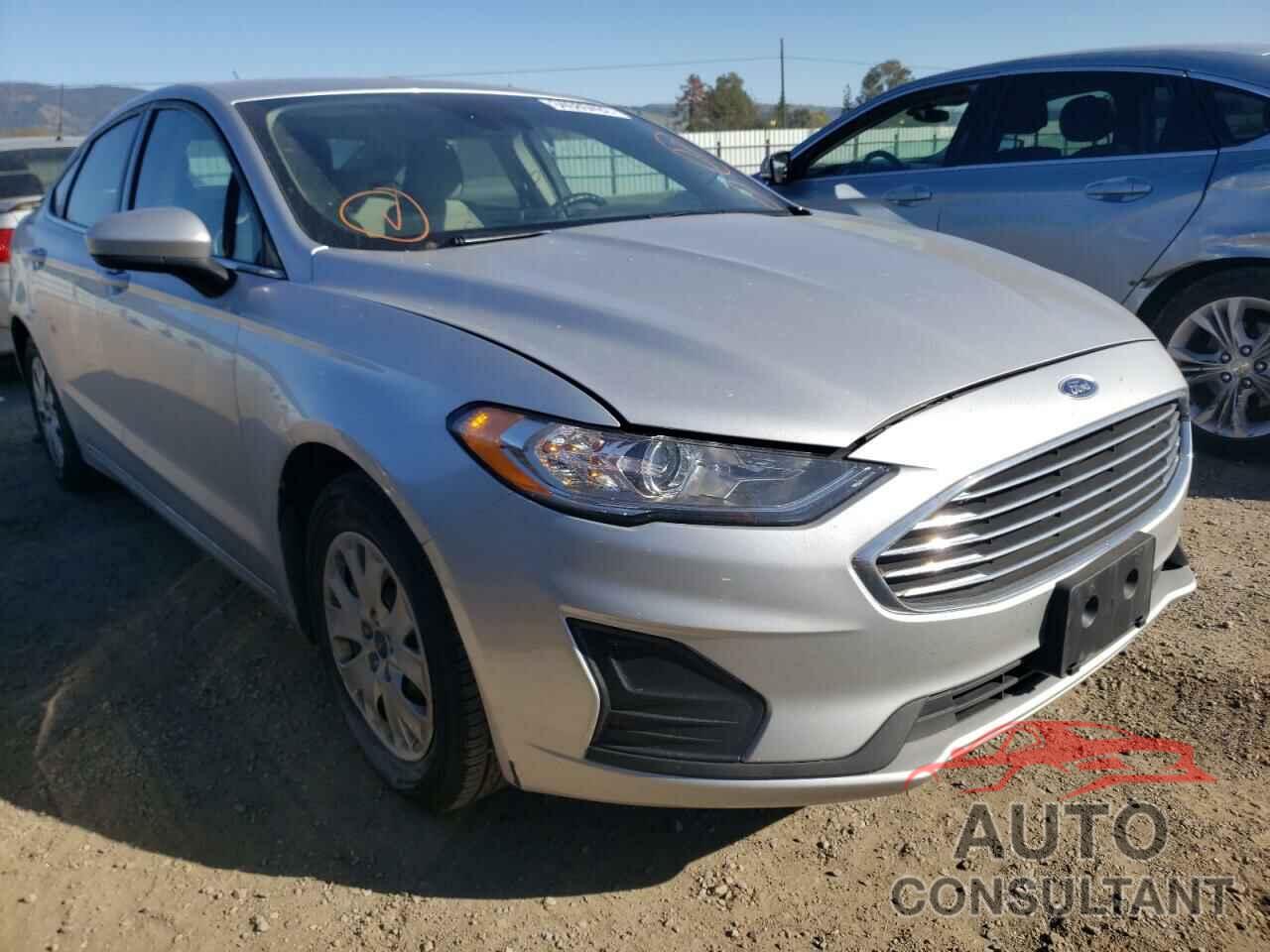 FORD FUSION 2019 - 3FA6P0G70KR108698