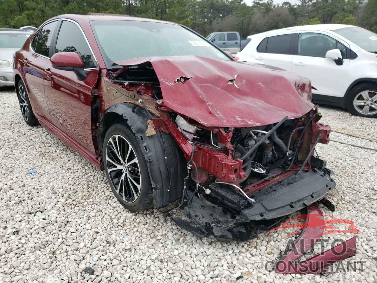 TOYOTA CAMRY 2018 - 4T1B11HK0JU622752