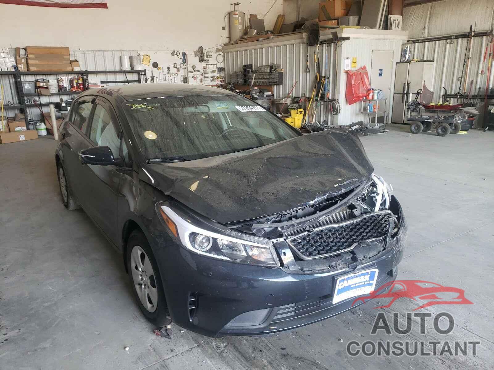 KIA FORTE 2017 - KNAFK5A83H5704310
