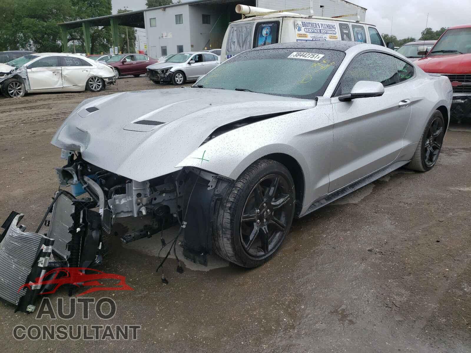 FORD MUSTANG 2019 - 1FA6P8TH7K5152357
