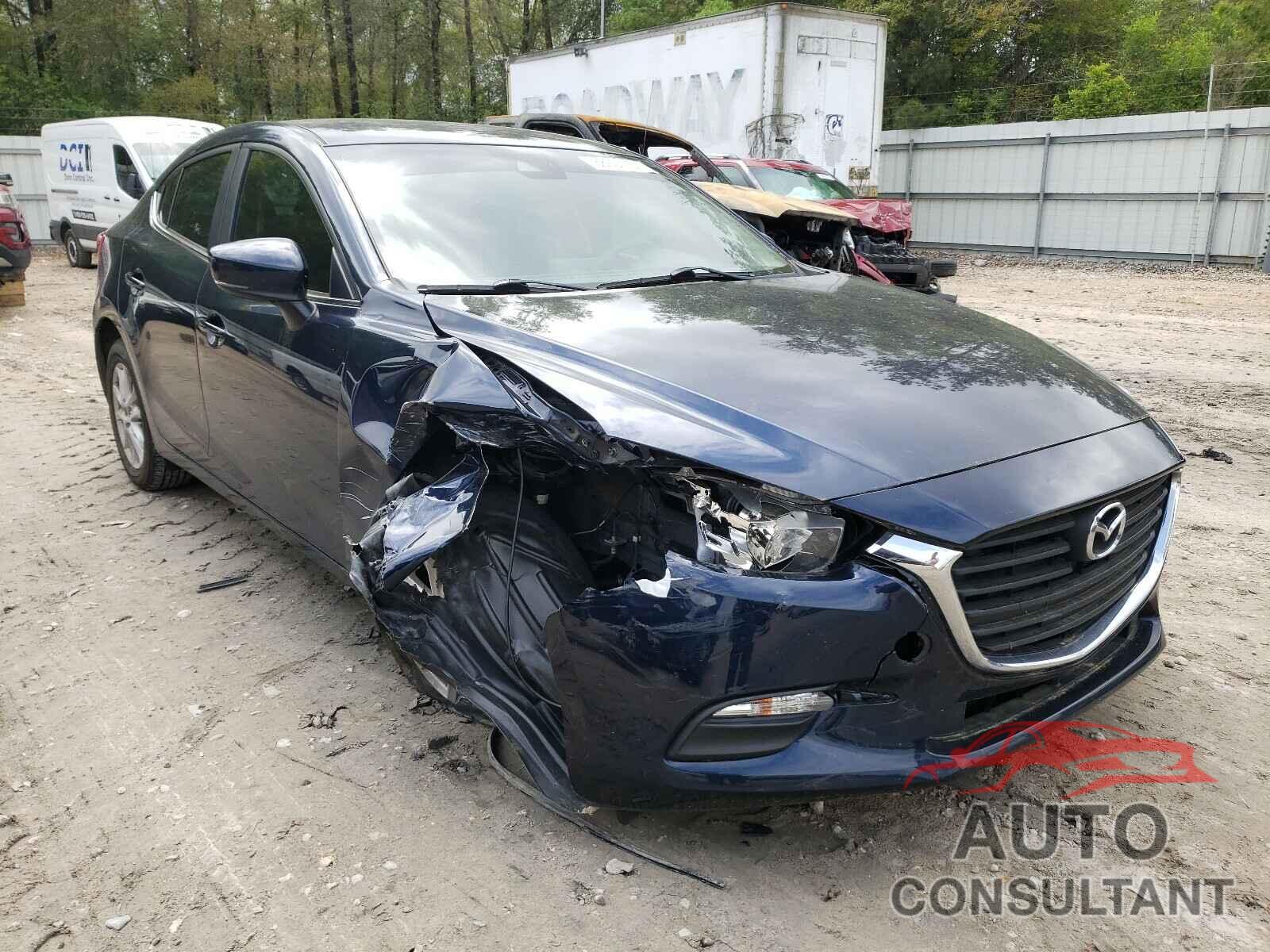 MAZDA 3 2018 - 3MZBN1U77JM240004