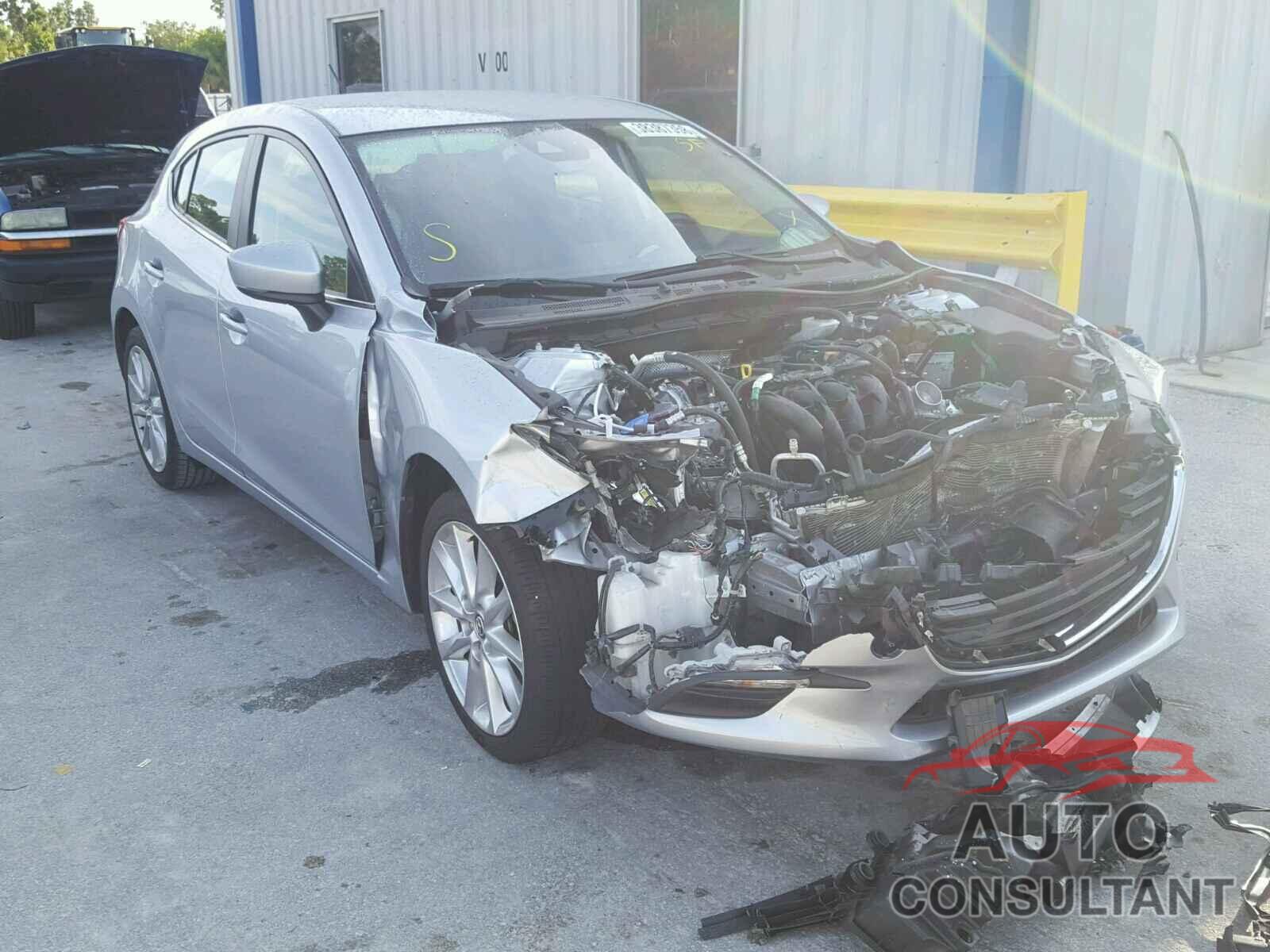 MAZDA 3 2017 - 3MZBN1L70HM112599