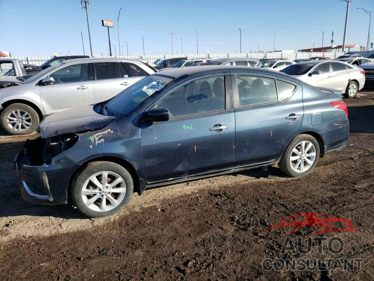 NISSAN VERSA 2017 - 3N1CN7AP2HL811741