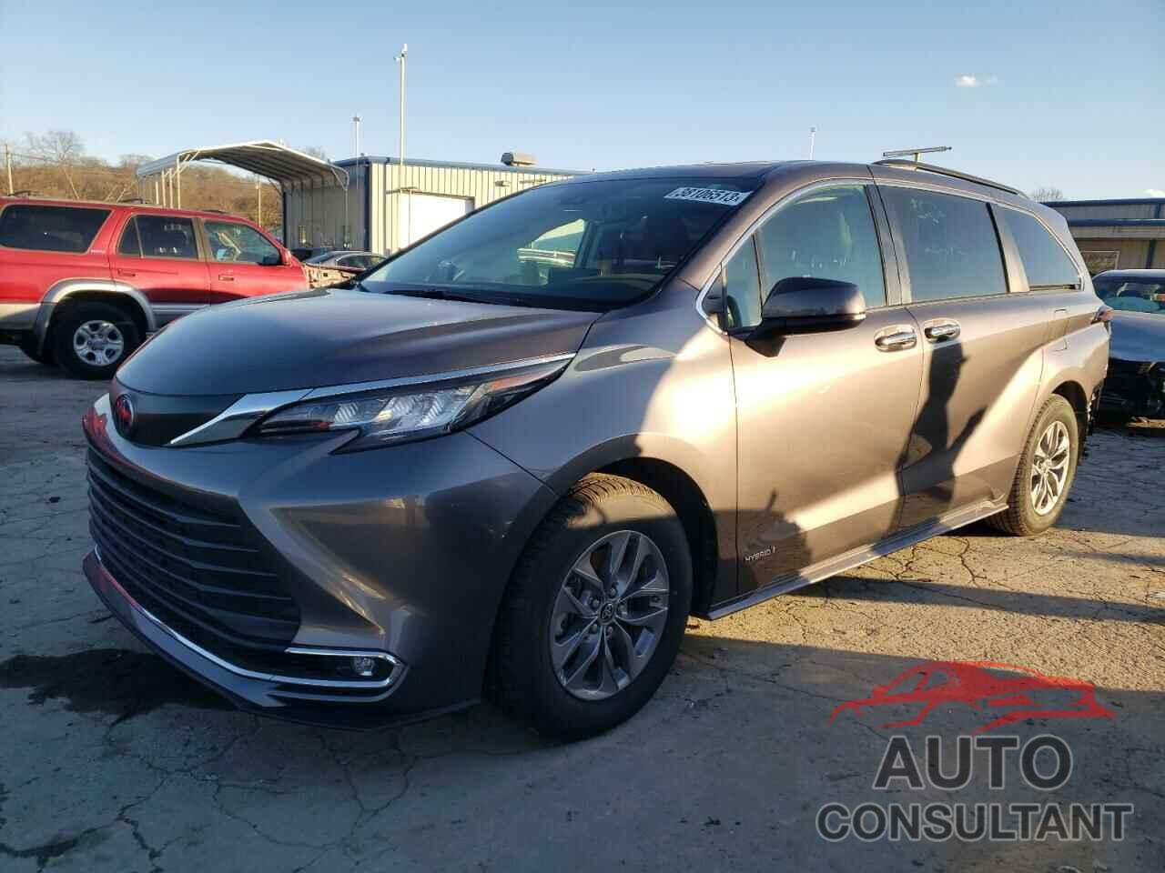 TOYOTA SIENNA 2021 - 5TDYRKEC0MS011204