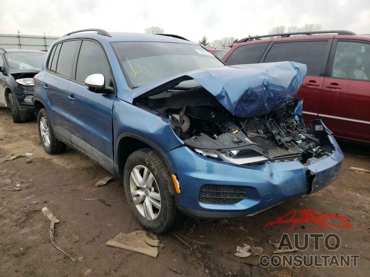 VOLKSWAGEN TIGUAN 2017 - WVGBV7AX8HW513113