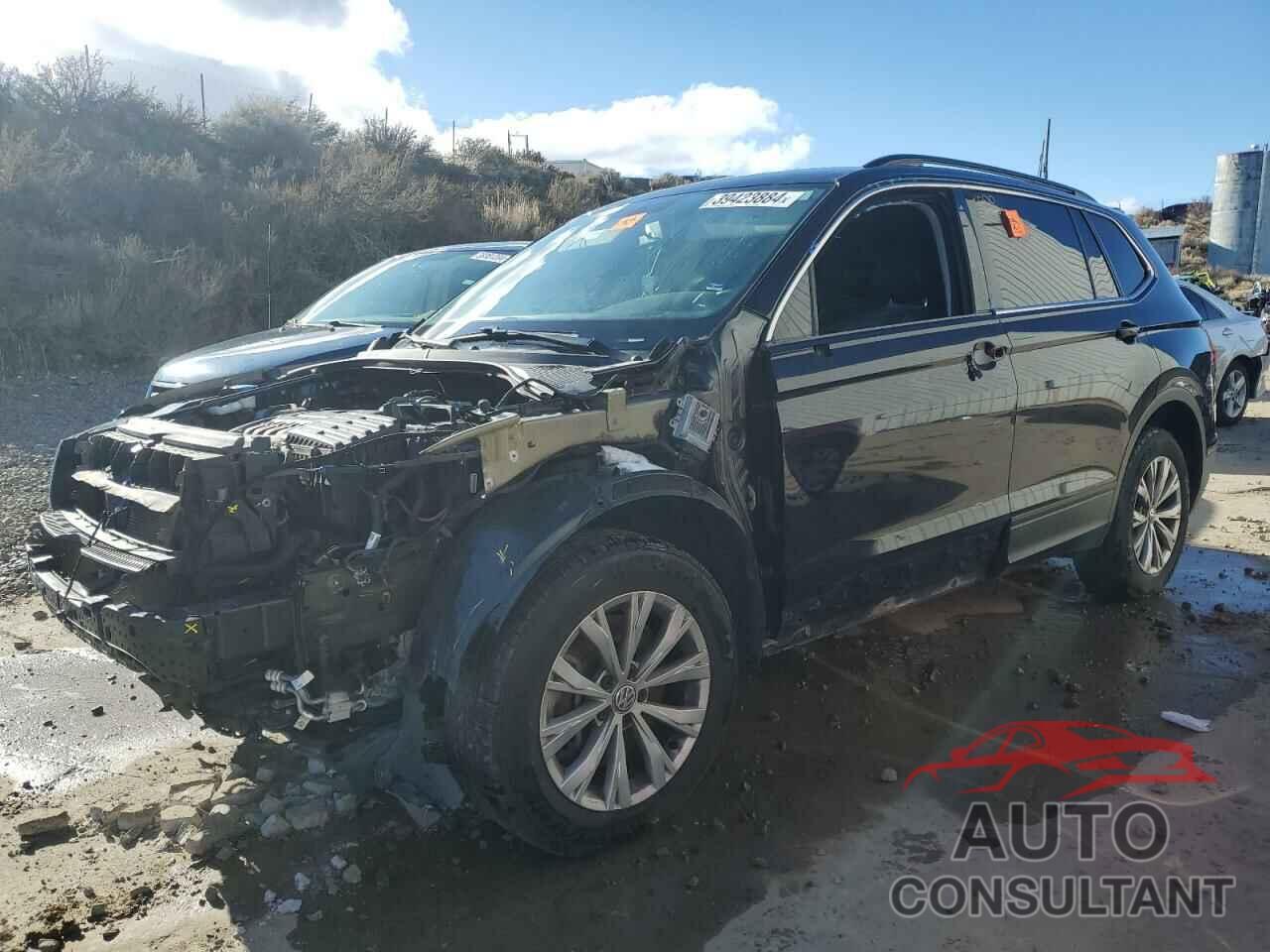 VOLKSWAGEN TIGUAN 2019 - 3VV2B7AX4KM074210