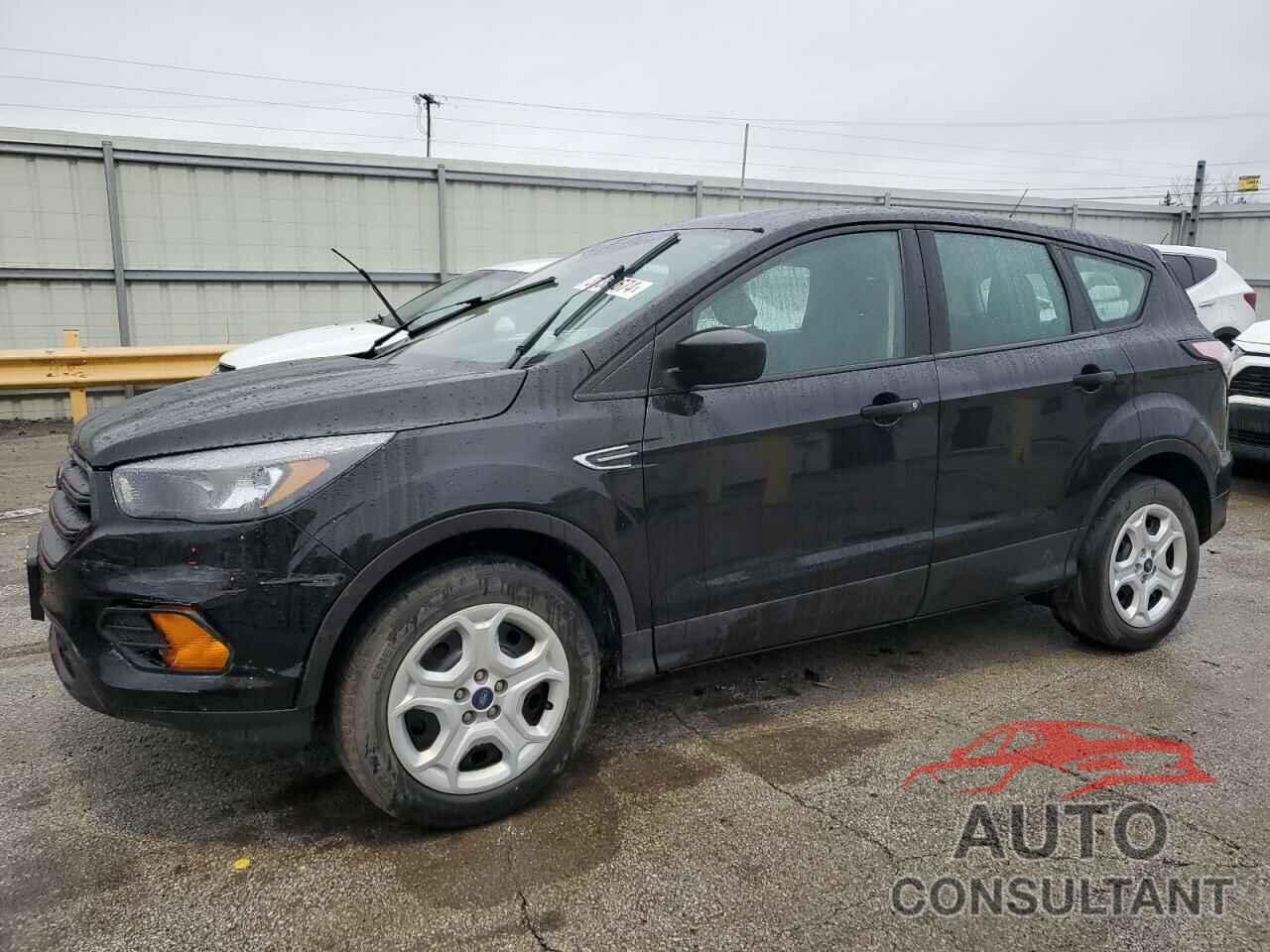 FORD ESCAPE 2018 - 1FMCU0F77JUC90426