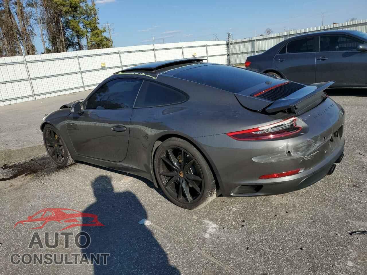 PORSCHE 911 2018 - WP0AA2A95JS105956