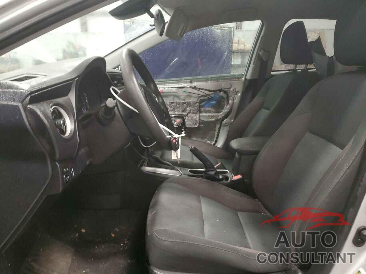 TOYOTA COROLLA 2017 - 5YFBURHE9HP586314