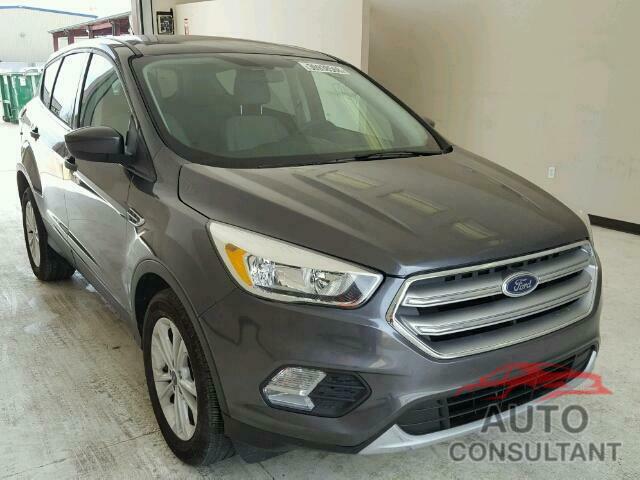 FORD ESCAPE 2017 - 1FMCU0GDXHUA53900