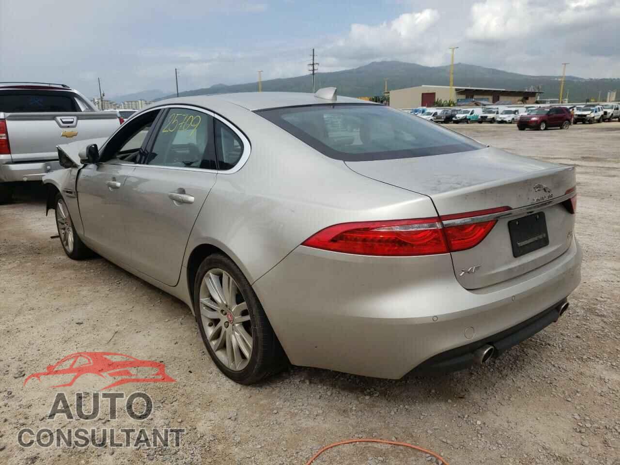 JAGUAR XF 2016 - SAJBK4BV4GCY20272