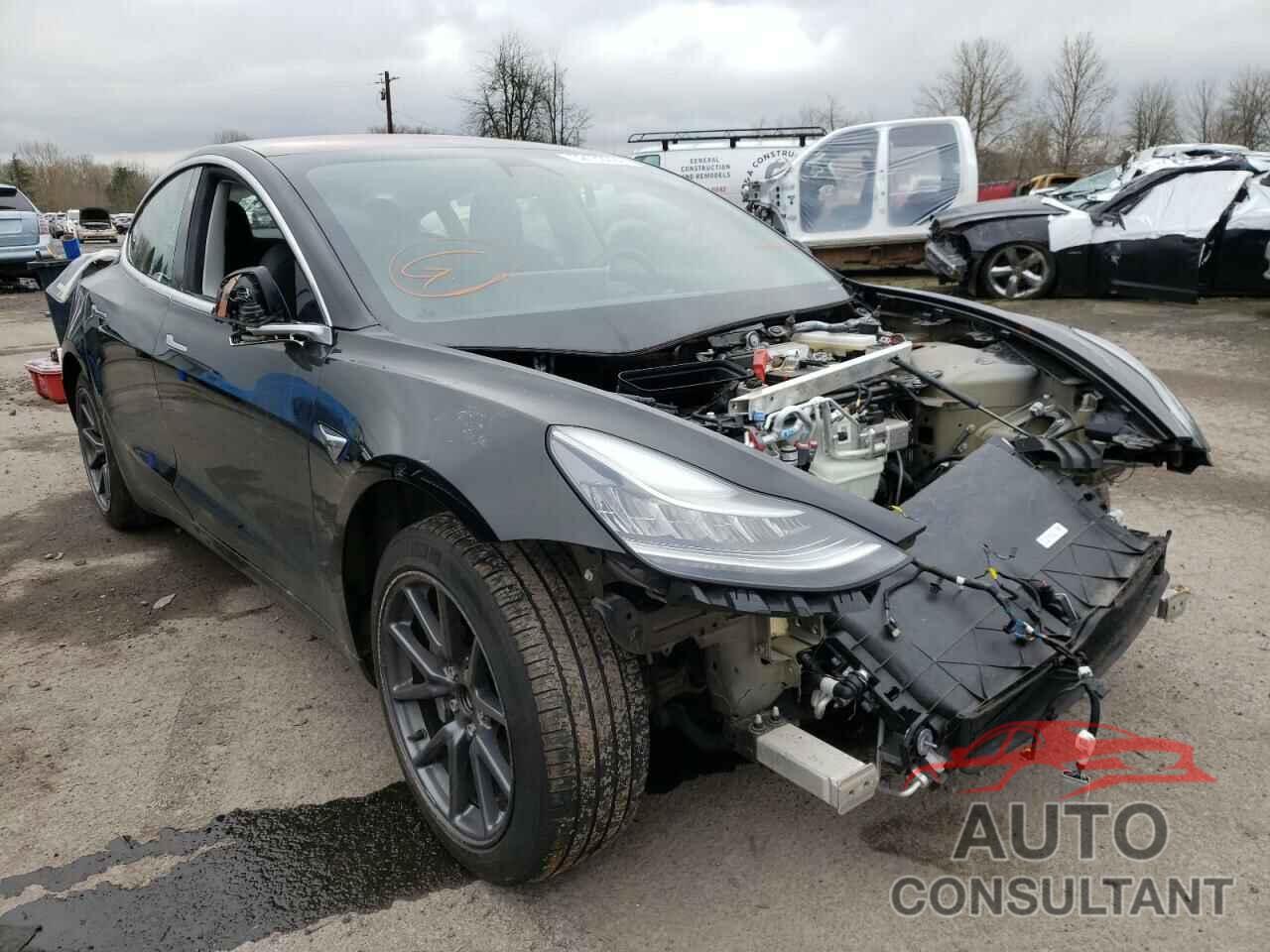 TESLA MODEL 3 2018 - 5YJ3E1EAXJF011368
