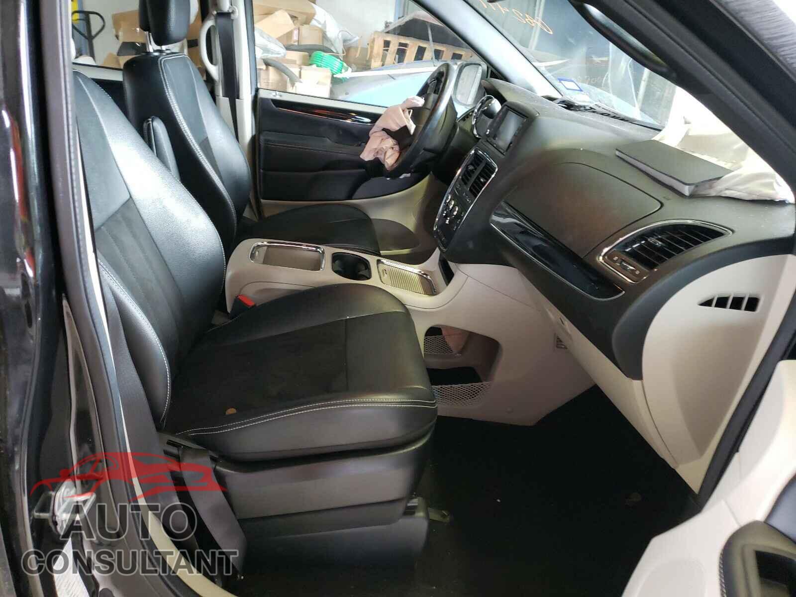 DODGE GRAND CARA 2019 - 2C4RDGCG9KR682477
