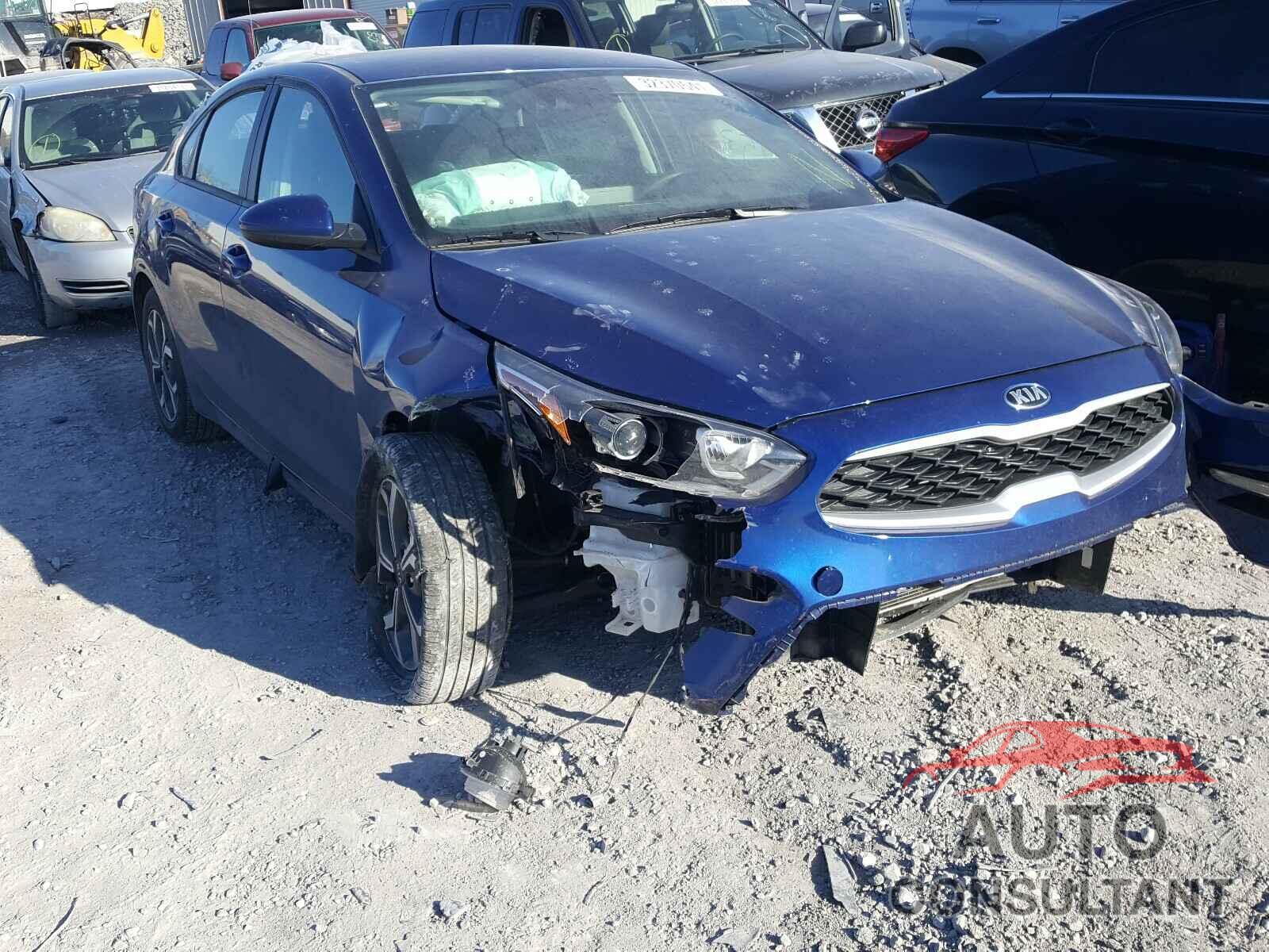 KIA FORTE 2019 - KNAE35LC6J6020880