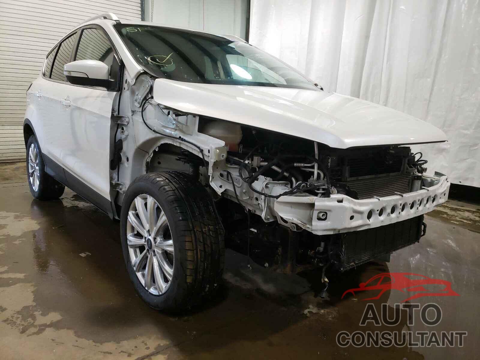 FORD ESCAPE 2017 - 1FMCU9JD0HUA77989