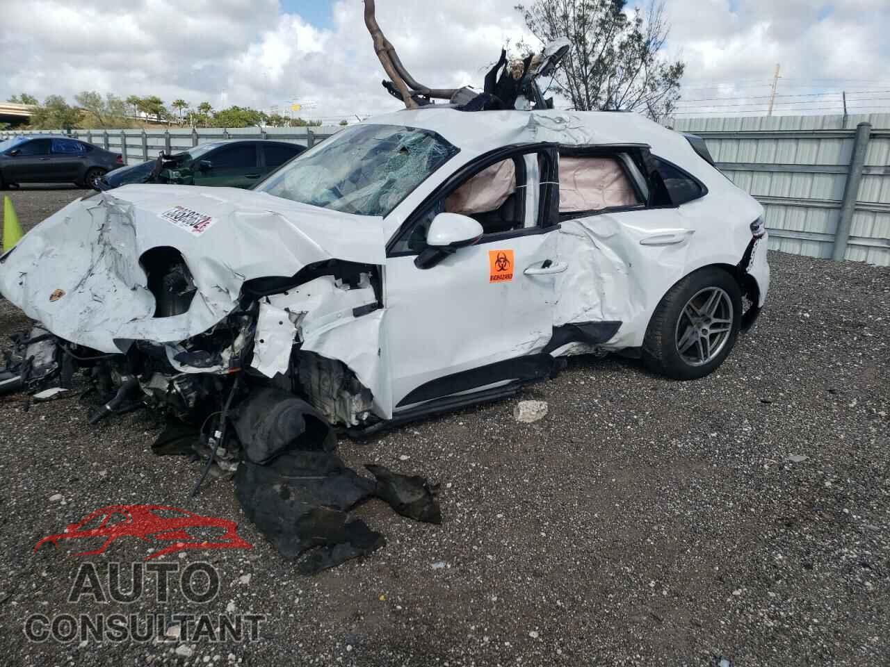 PORSCHE MACAN 2017 - WP1AA2A51HLB01662