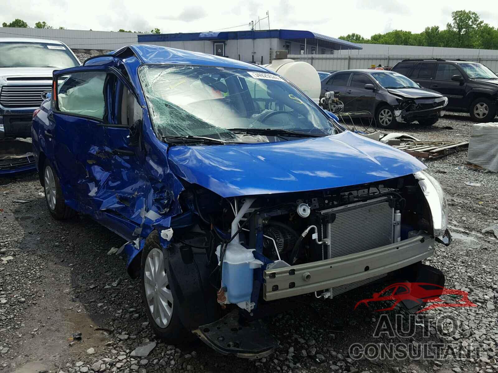 NISSAN VERSA 2017 - 3N1CN7AP5HL864997