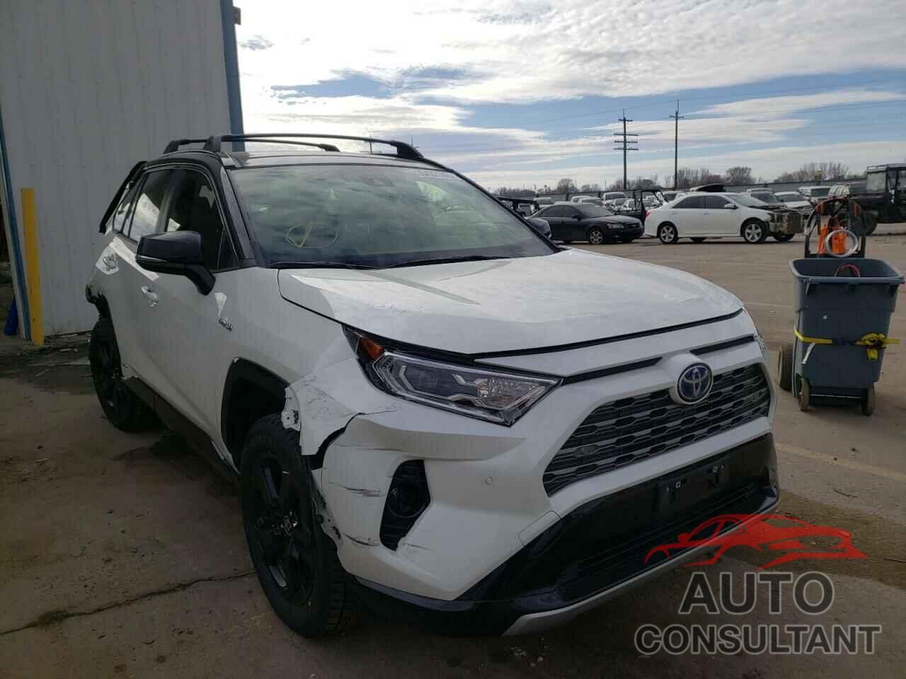 TOYOTA RAV4 2020 - JTMEWRFV1LJ039058
