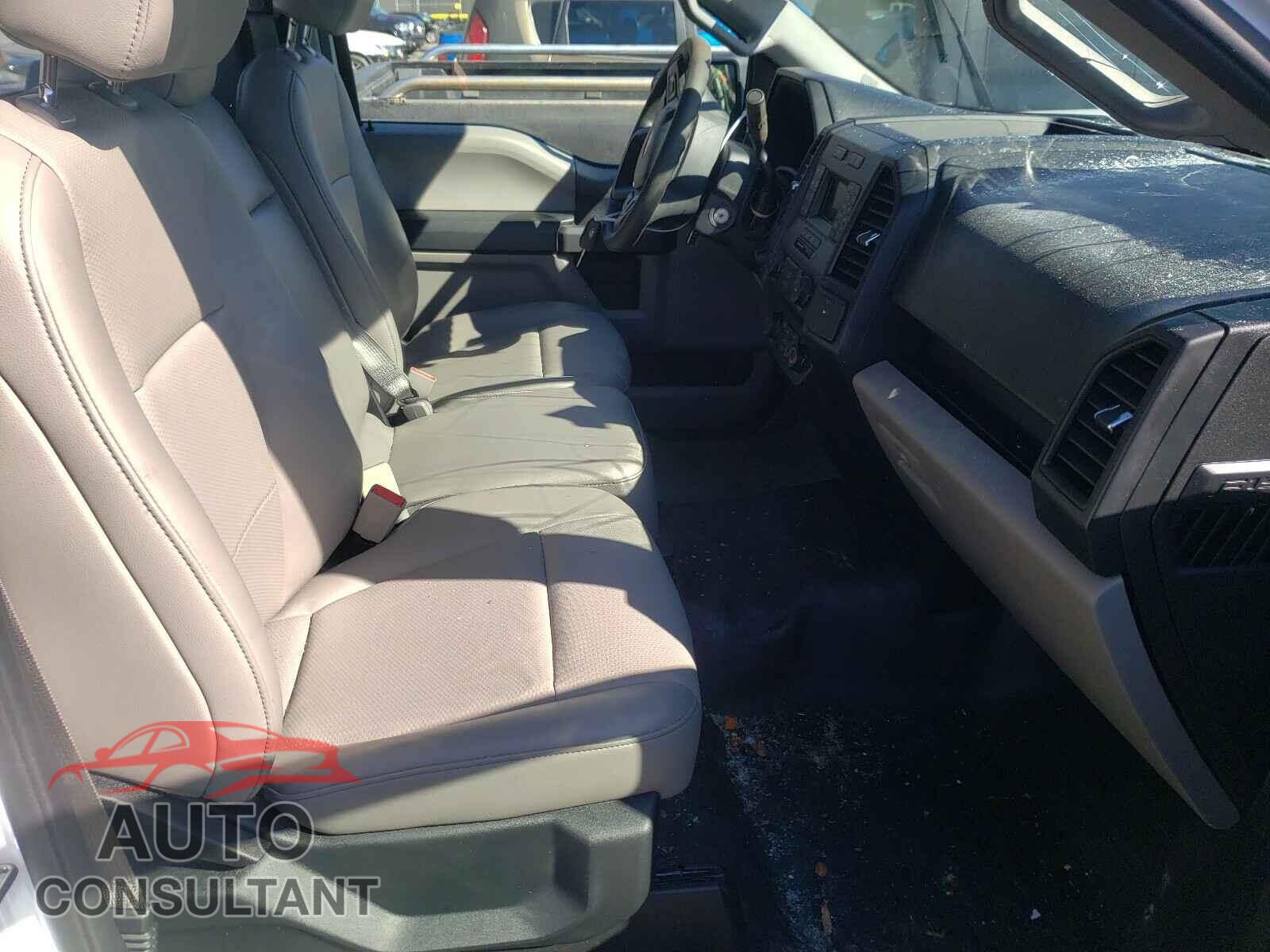 FORD F150 2020 - 1FTMF1CB3LKE56523