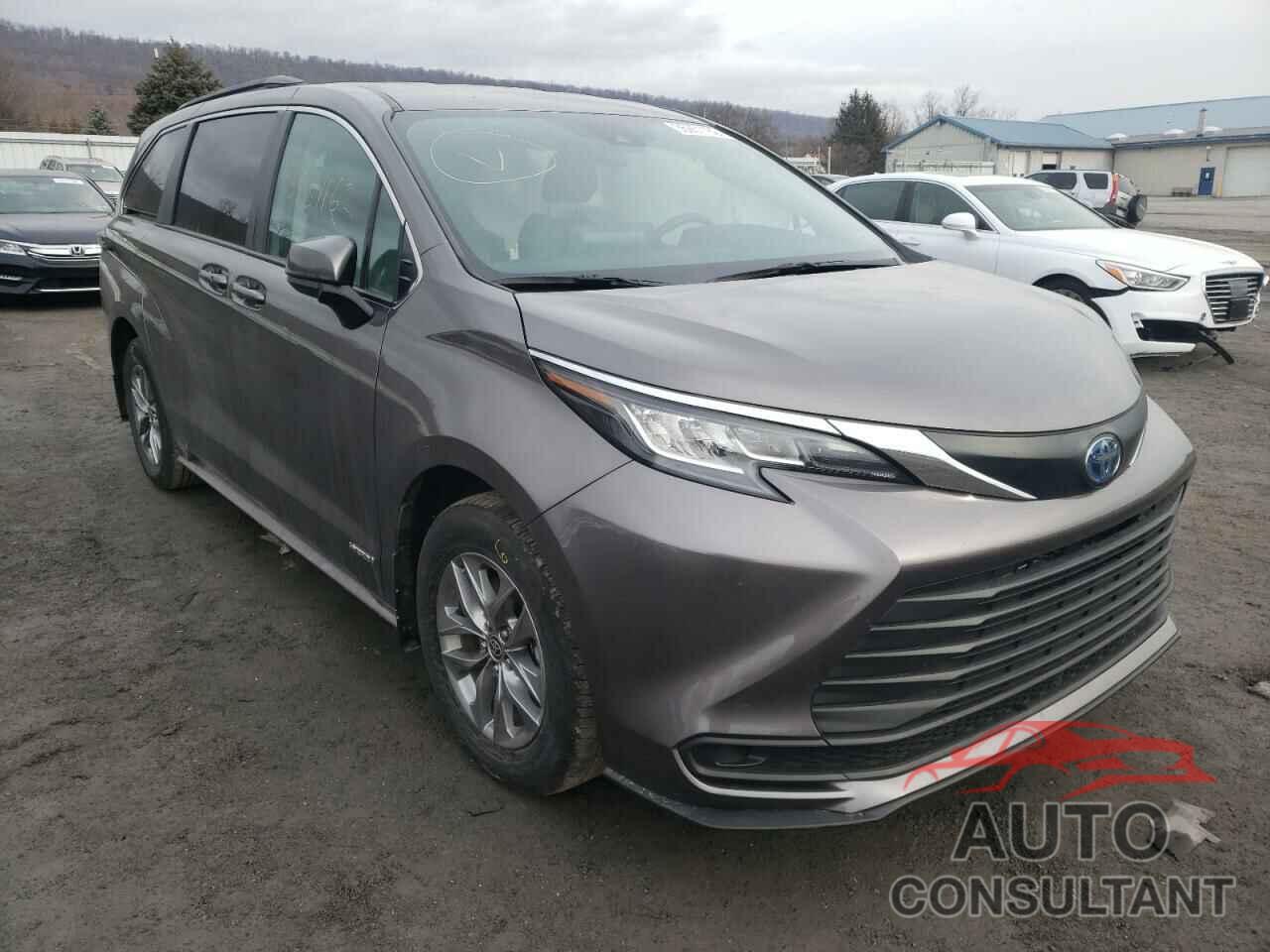 TOYOTA SIENNA 2021 - 5TDKRKEC1MS034321