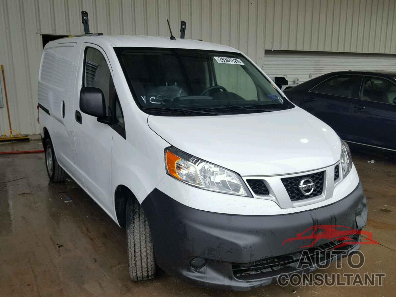 NISSAN NV 2017 - 3N6CM0KN5HK716047