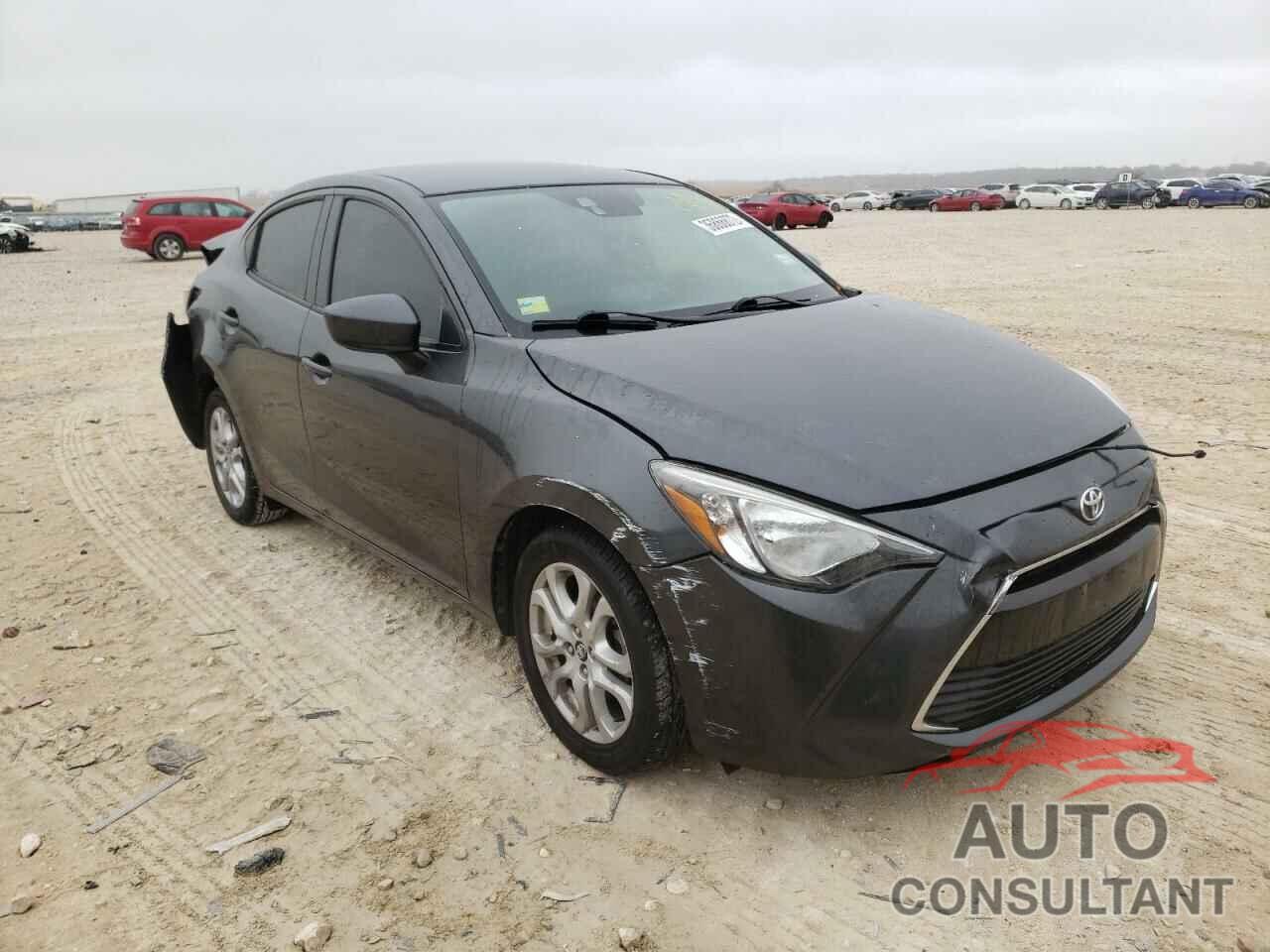 TOYOTA YARIS 2017 - 3MYDLBYV8HY174499