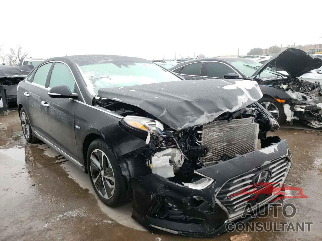 HYUNDAI SONATA 2018 - KMHE34L38JA082996