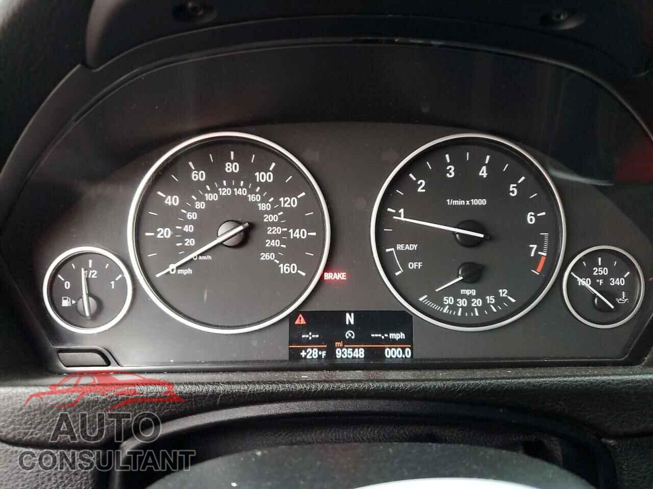 BMW 3 SERIES 2016 - WBA8A3C5XGK551248