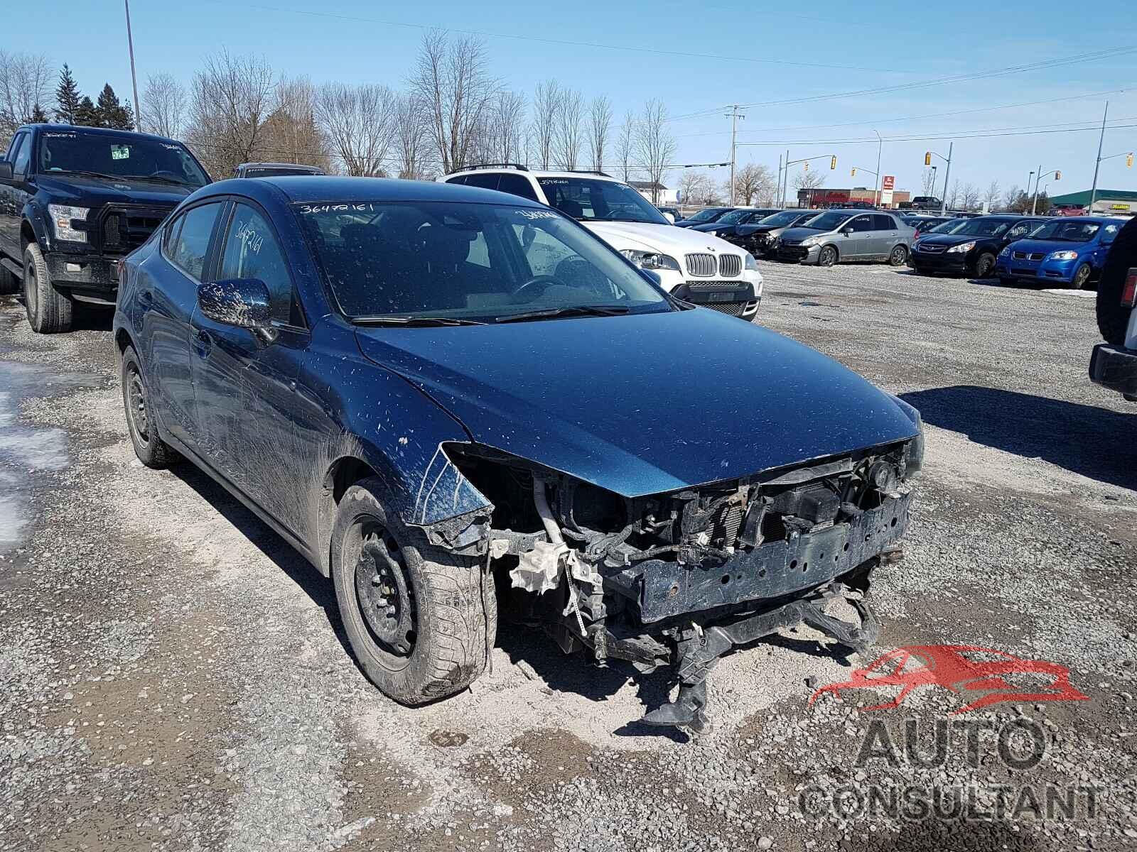 MAZDA 3 2018 - 3MZBN1V77JM246917