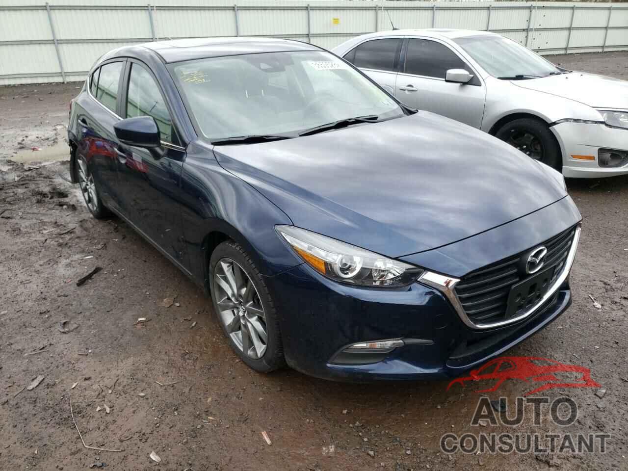 MAZDA 3 2018 - 3MZBN1L35JM240825