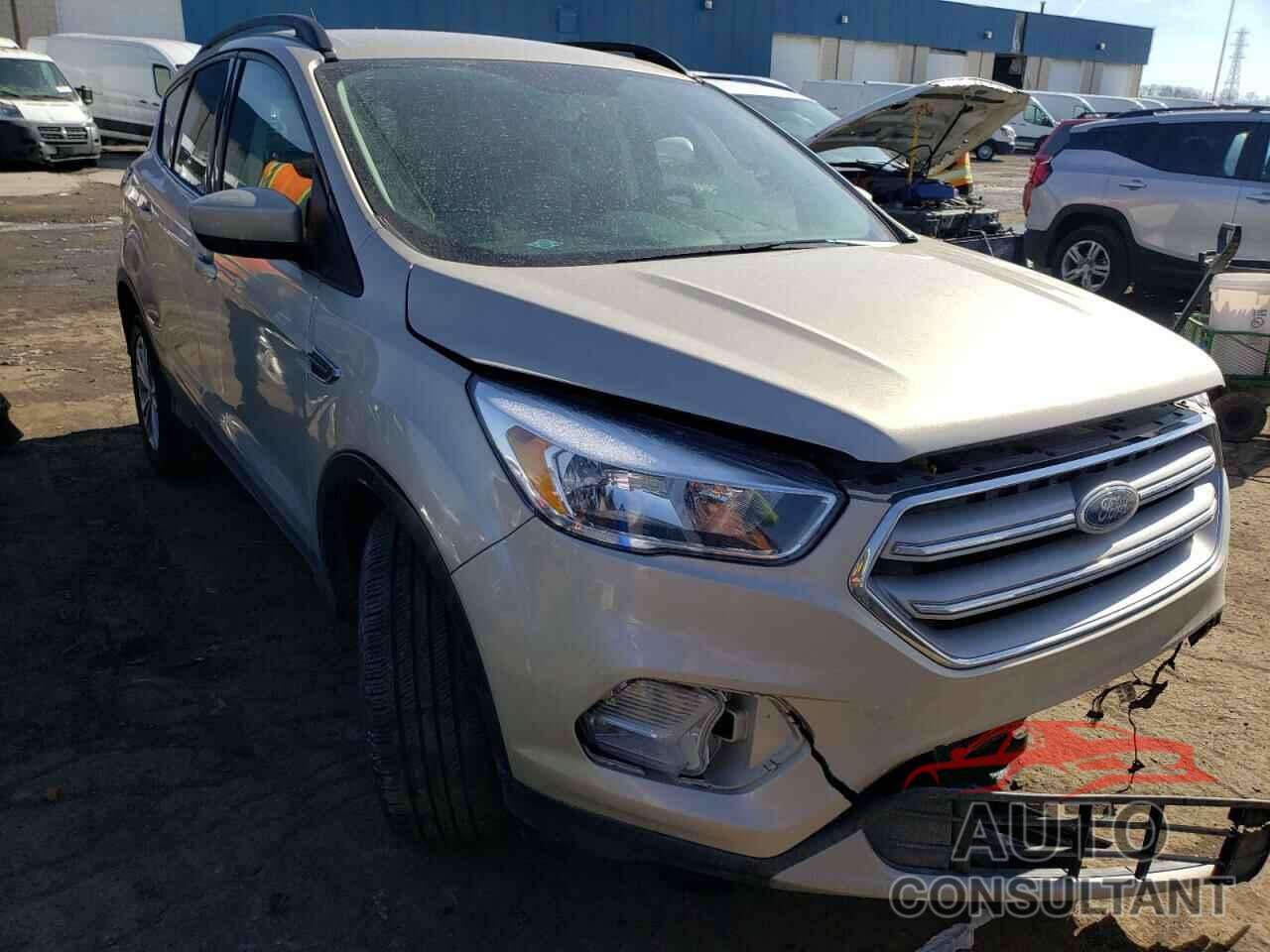 FORD ESCAPE 2018 - 1FMCU0GDXJUC04000
