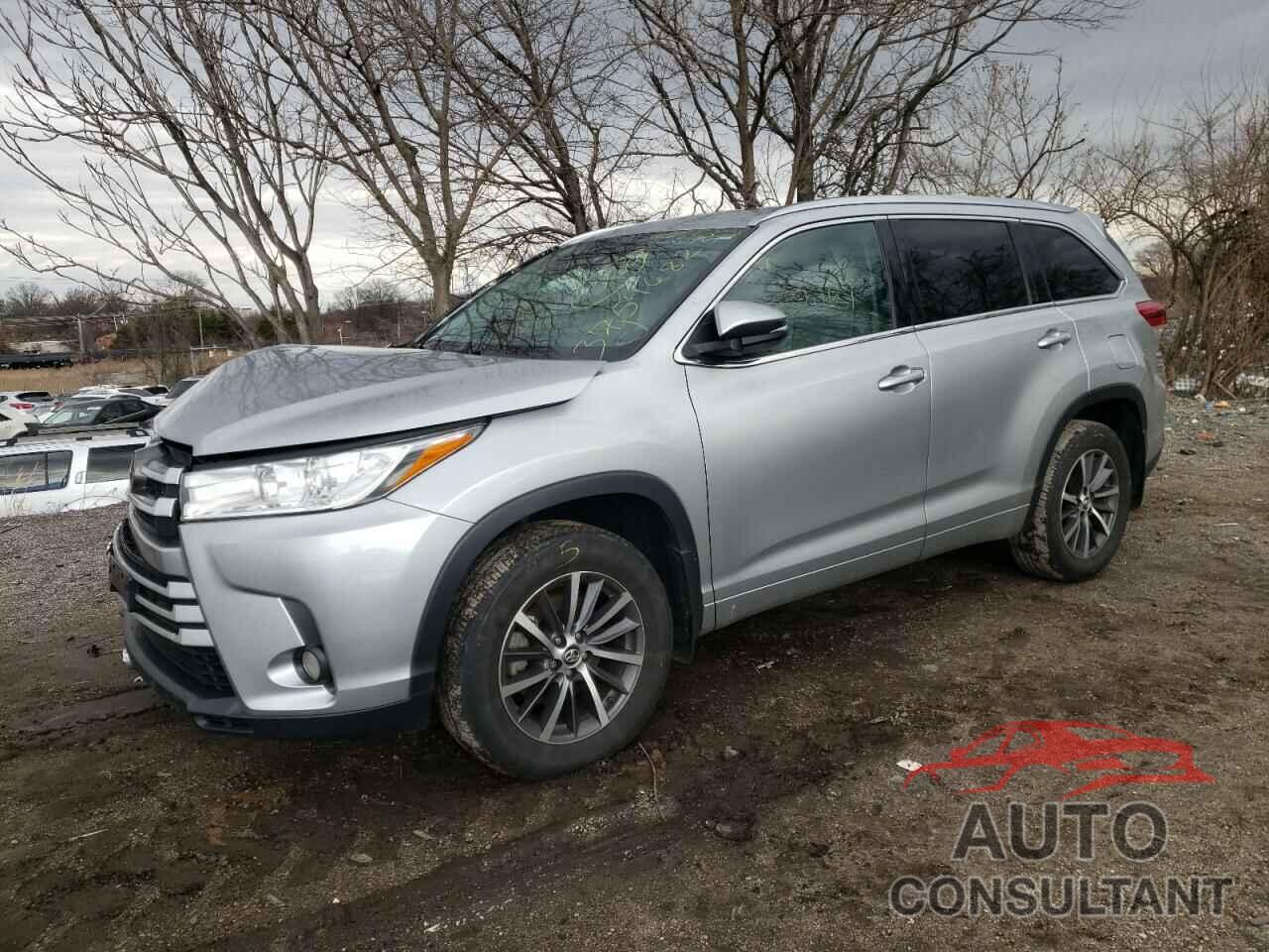TOYOTA HIGHLANDER 2017 - 5TDJZRFH5HS447928