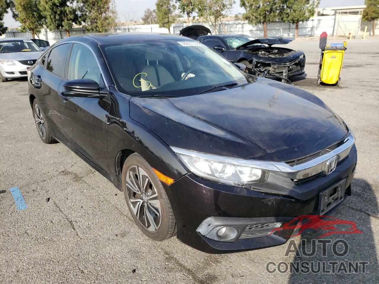 HONDA CIVIC 2018 - JHMFC1F37JX014493