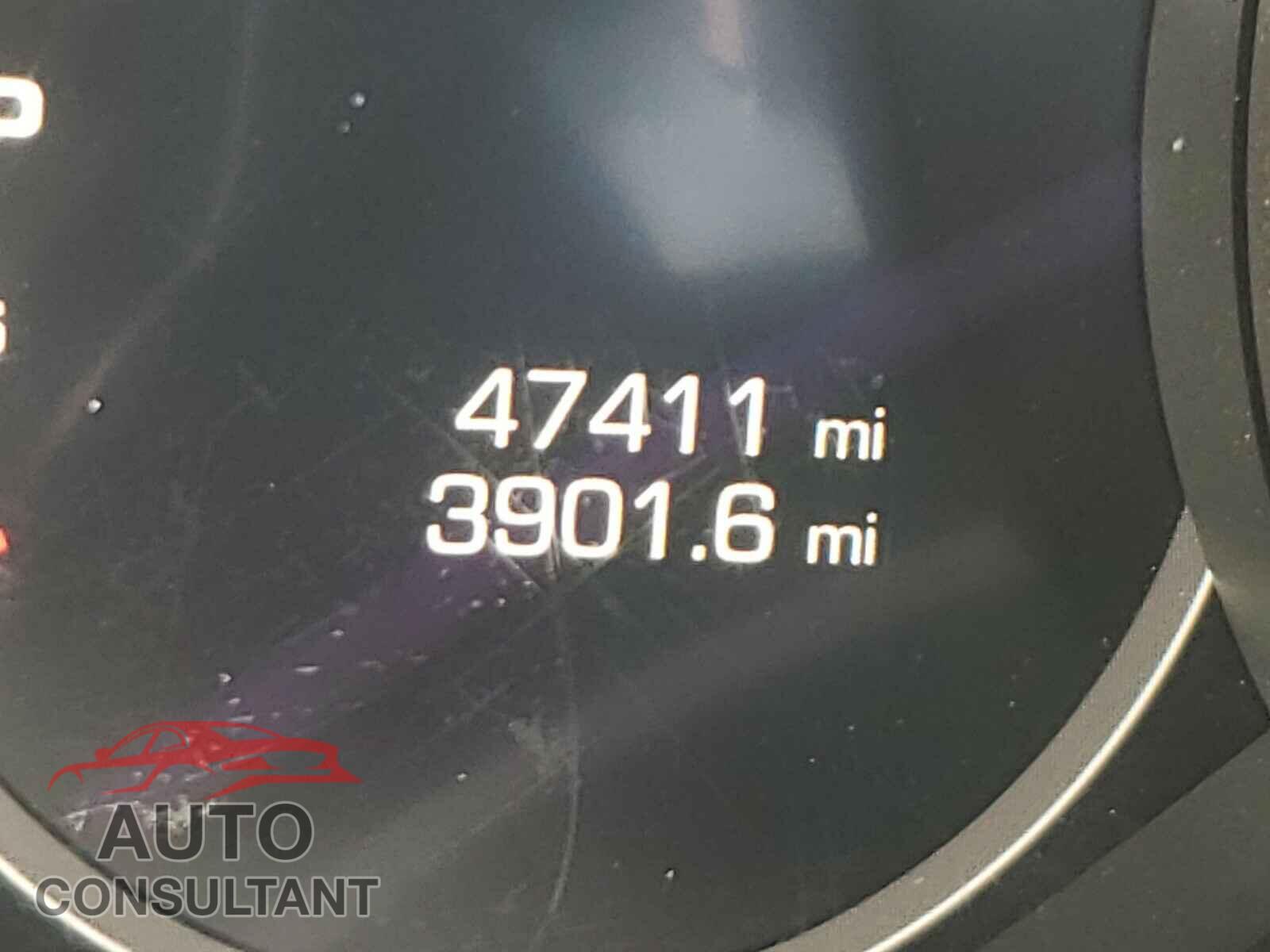 PORSCHE PANAMERA 2018 - WP0AA2A76JL102881