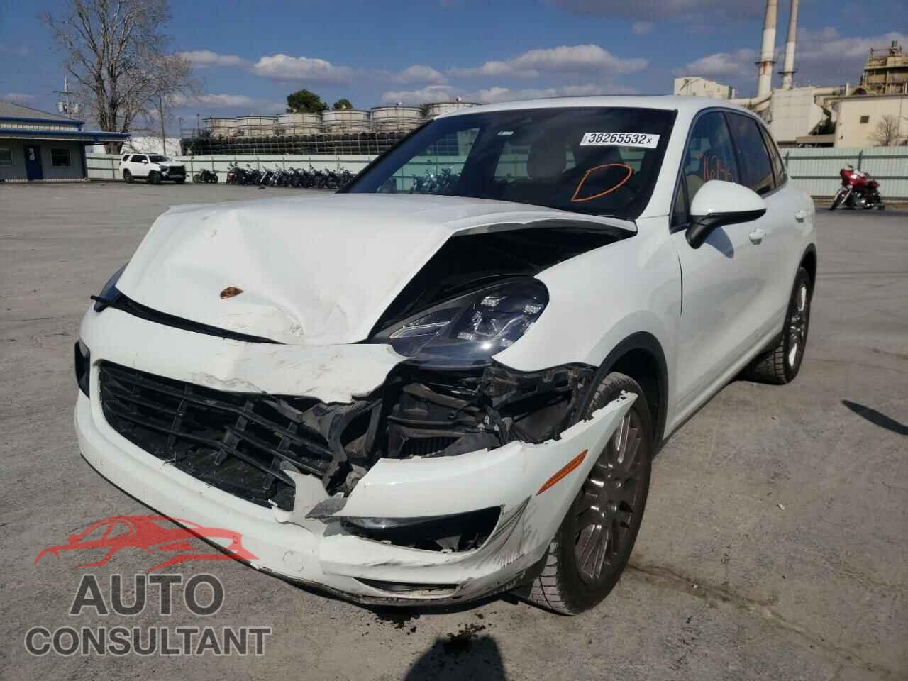 PORSCHE CAYENNE 2017 - WP1AB2A26HLA51621