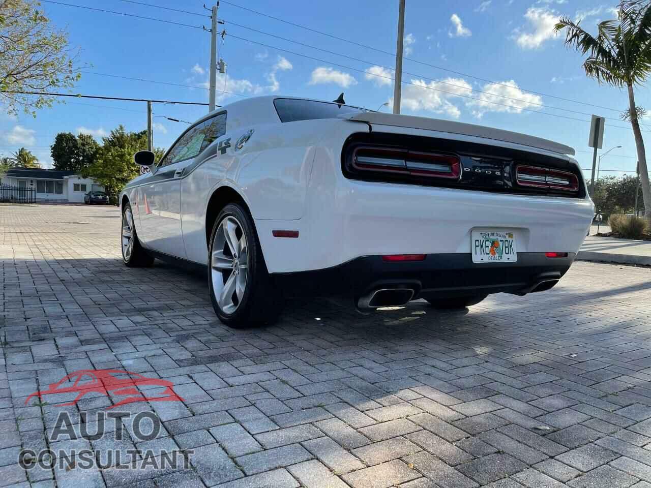 DODGE CHALLENGER 2017 - 2C3CDZBT9HH656397
