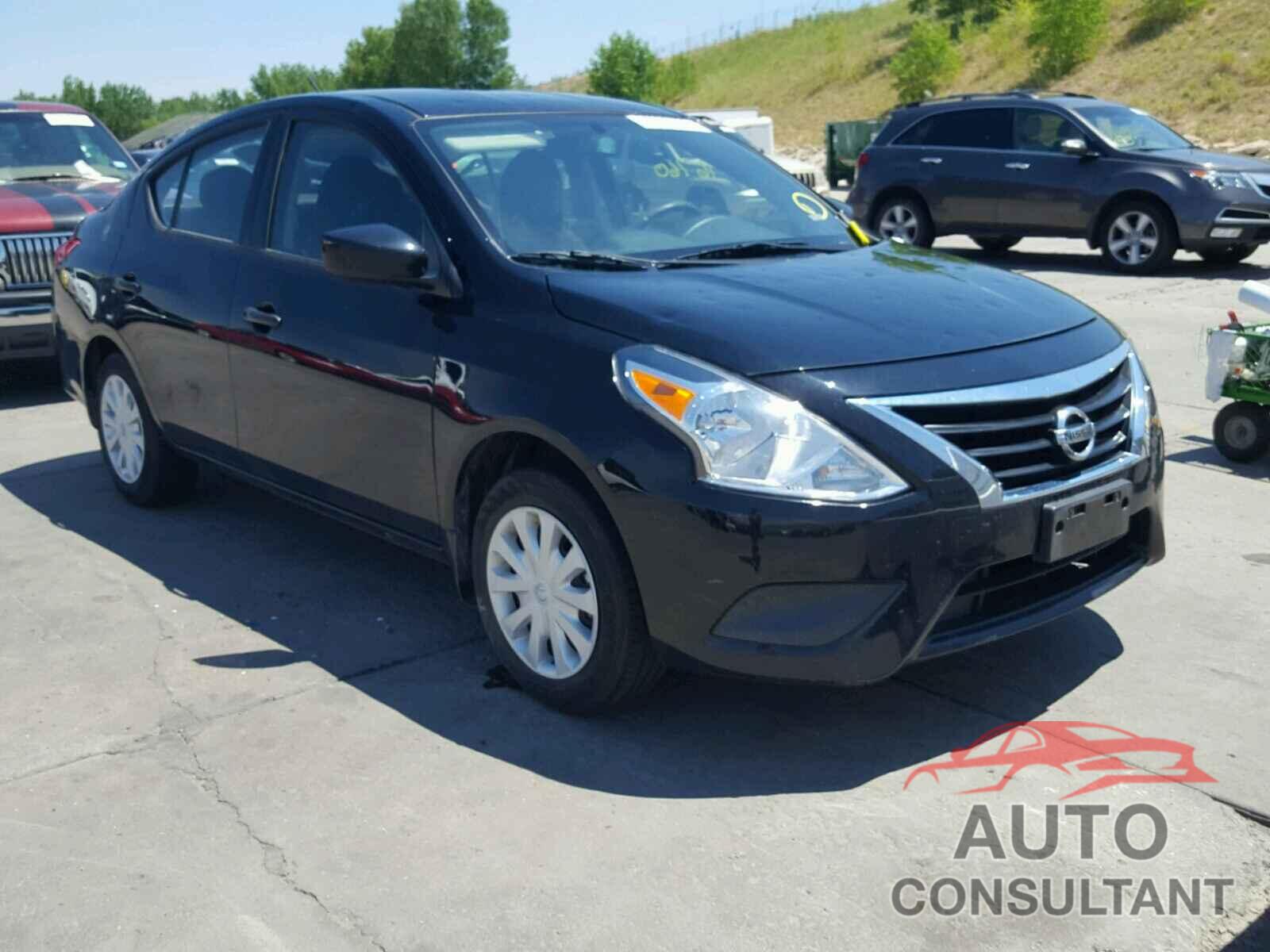 NISSAN VERSA 2017 - 3N1CN7AP8HL816393