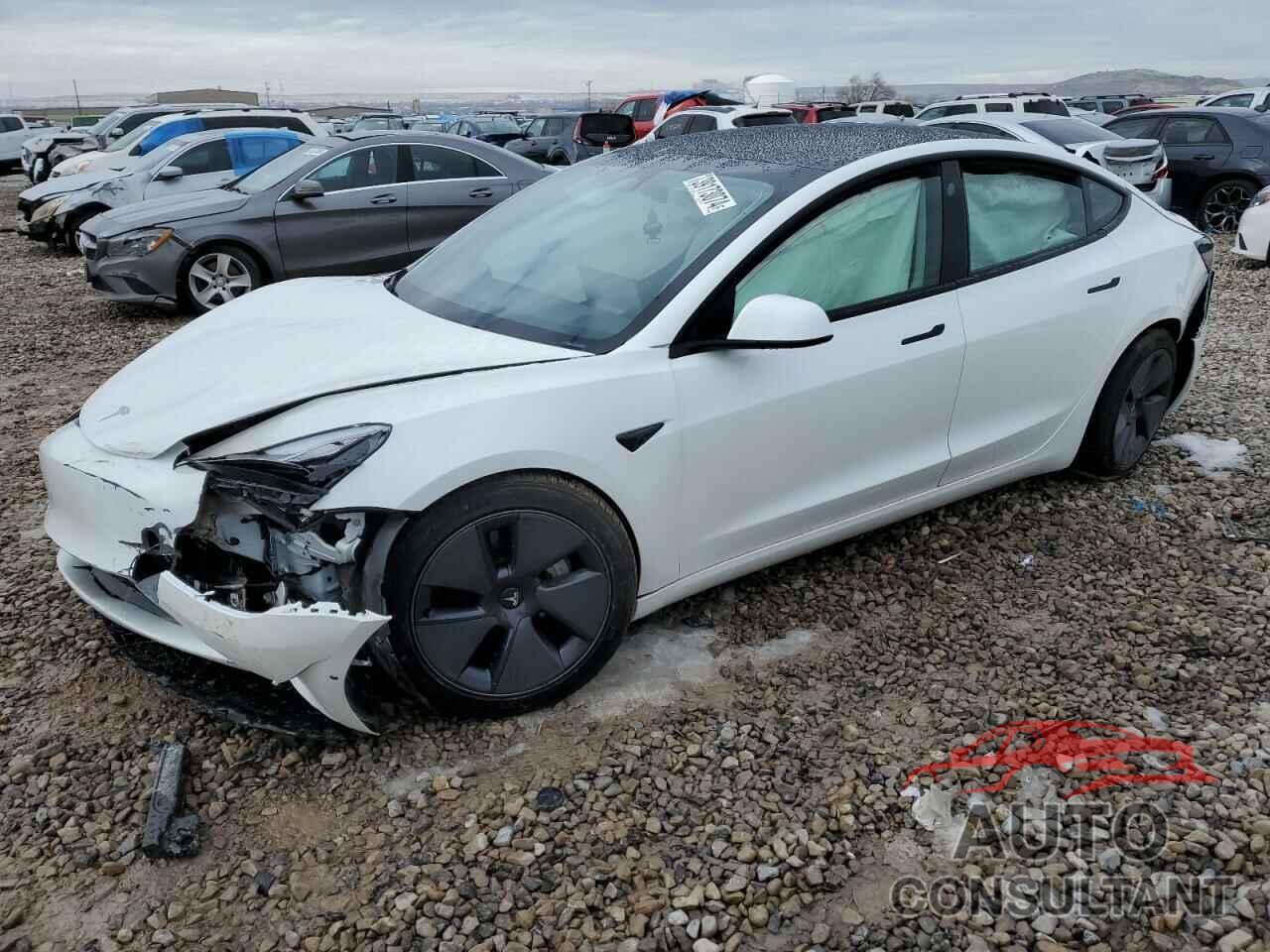 TESLA MODEL 3 2022 - 5YJ3E1EB6NF121719