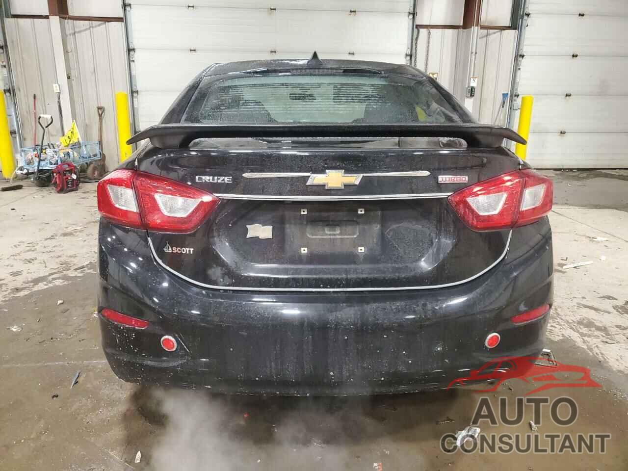 CHEVROLET CRUZE 2019 - 1G1BC5SMXK7109288