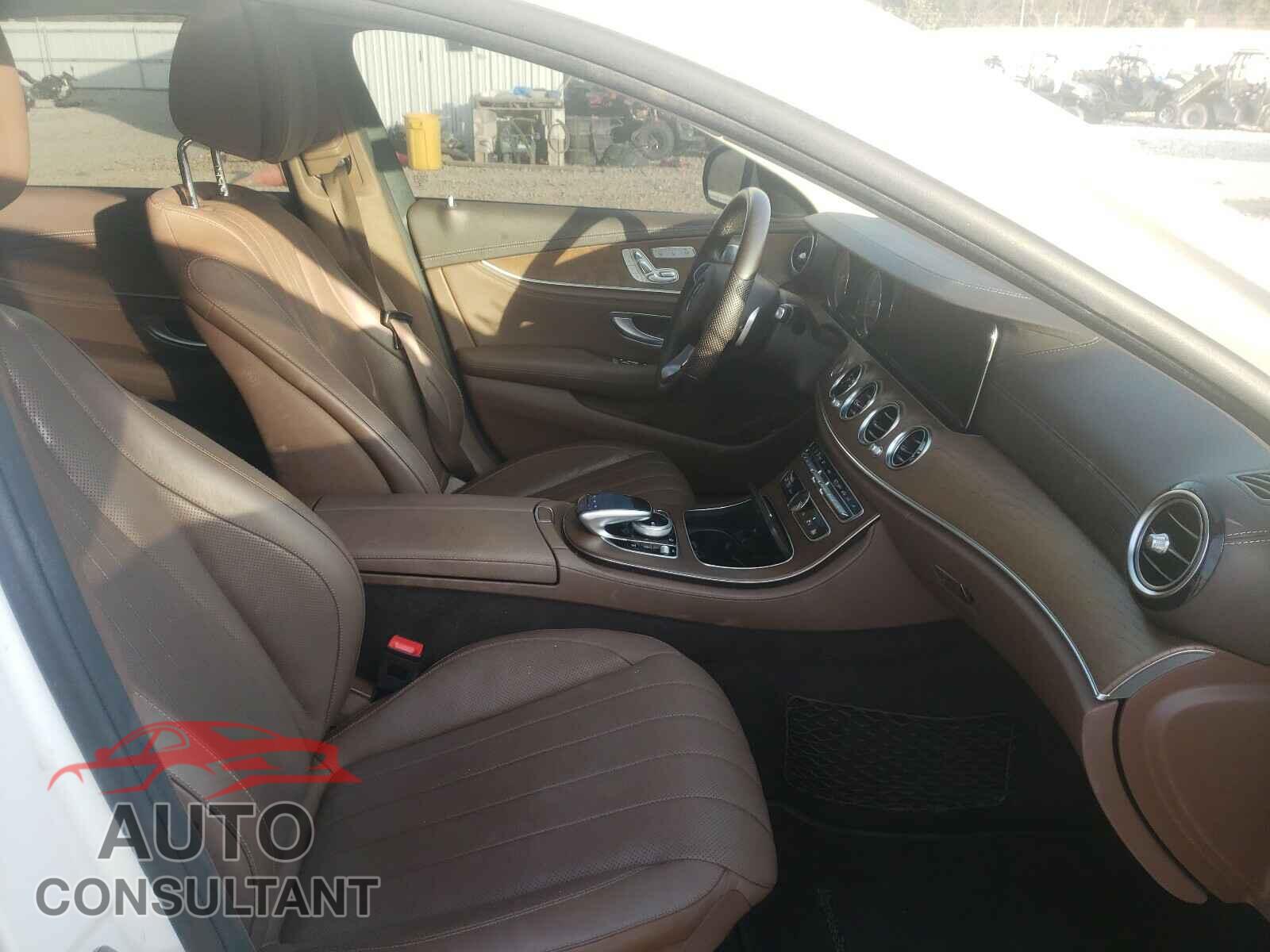MERCEDES-BENZ E CLASS 2018 - WDDZF4JB6JA452291