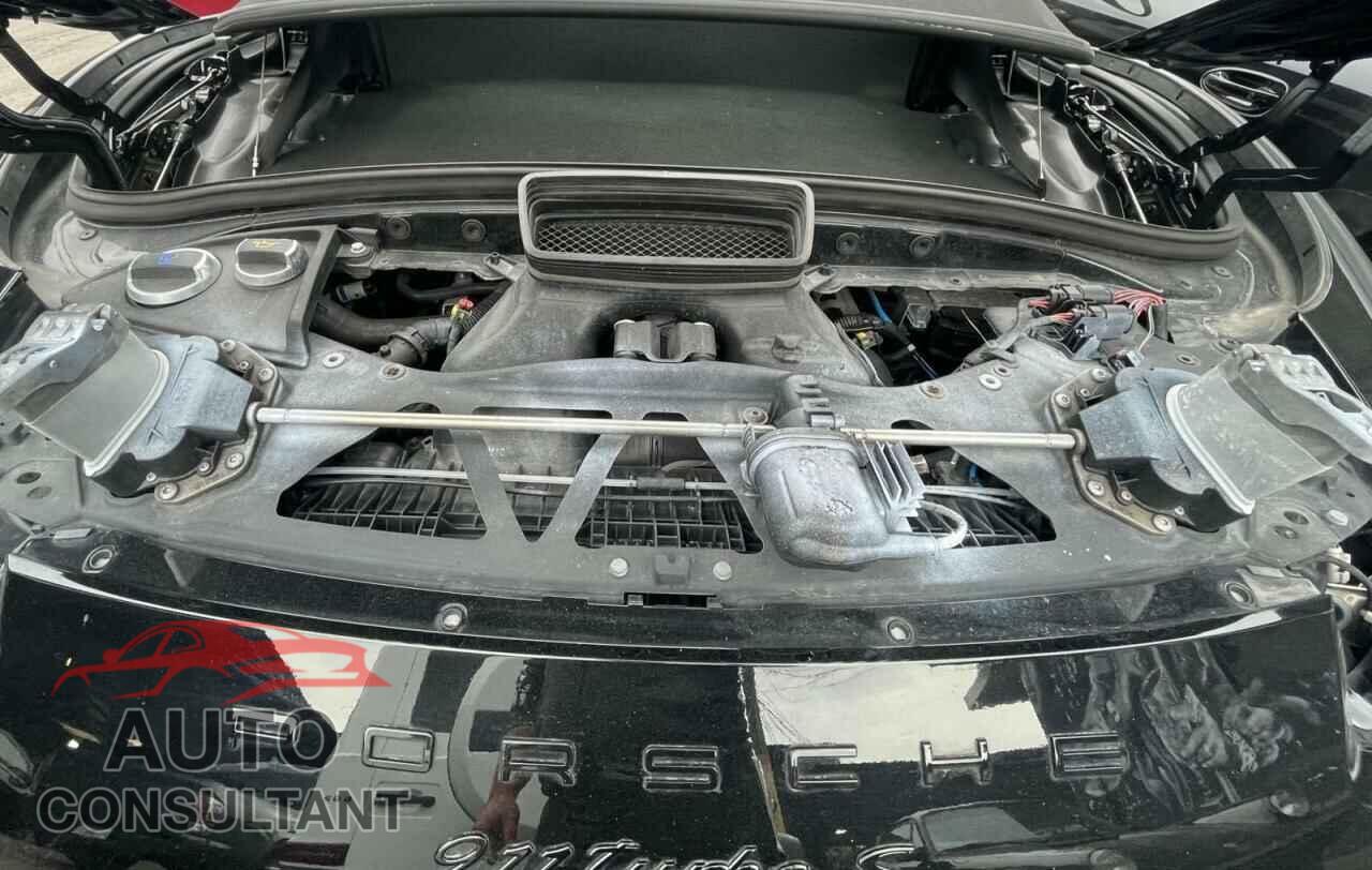 PORSCHE 911 2017 - WP0CD2A90HS178503