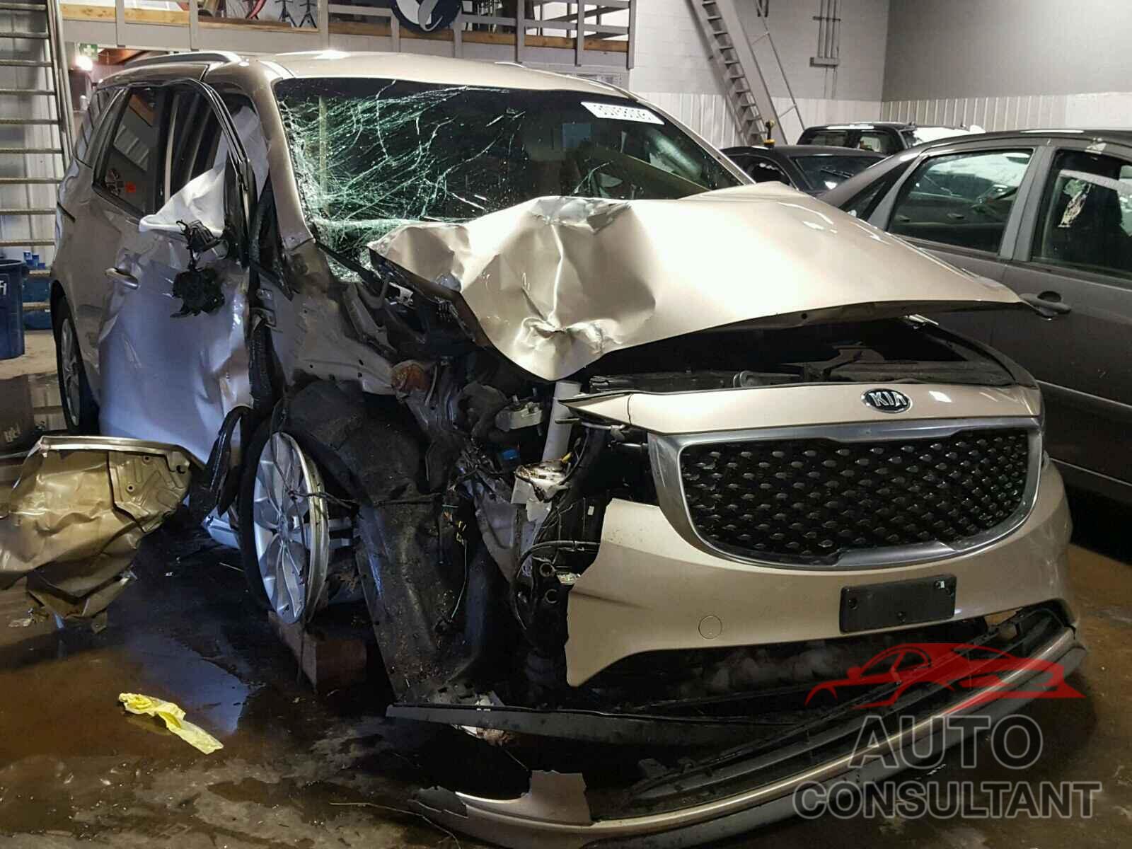 KIA SEDONA 2015 - KNDMC5C12F6059308