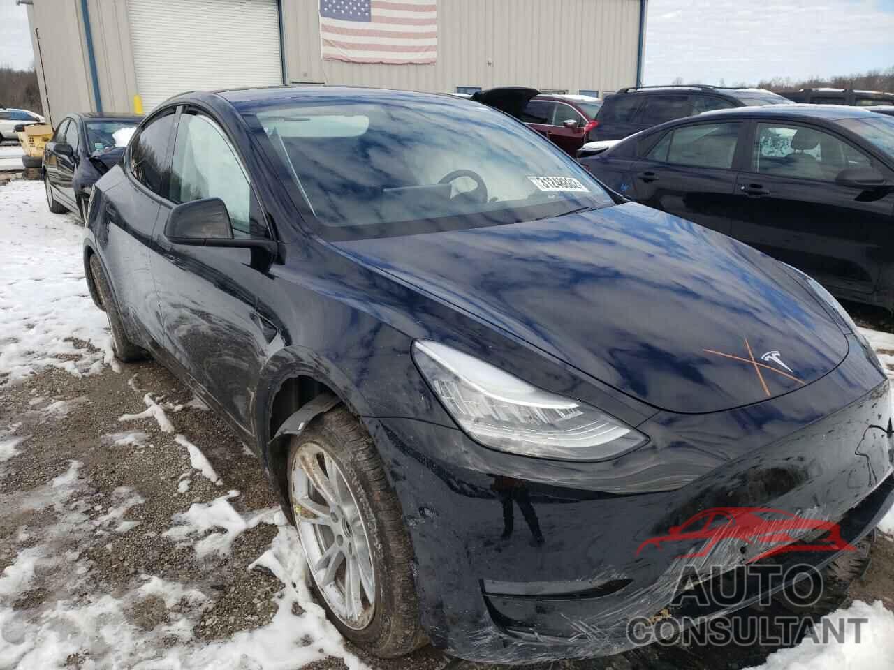 TESLA MODEL Y 2020 - 5YJYGDEE1LF016112