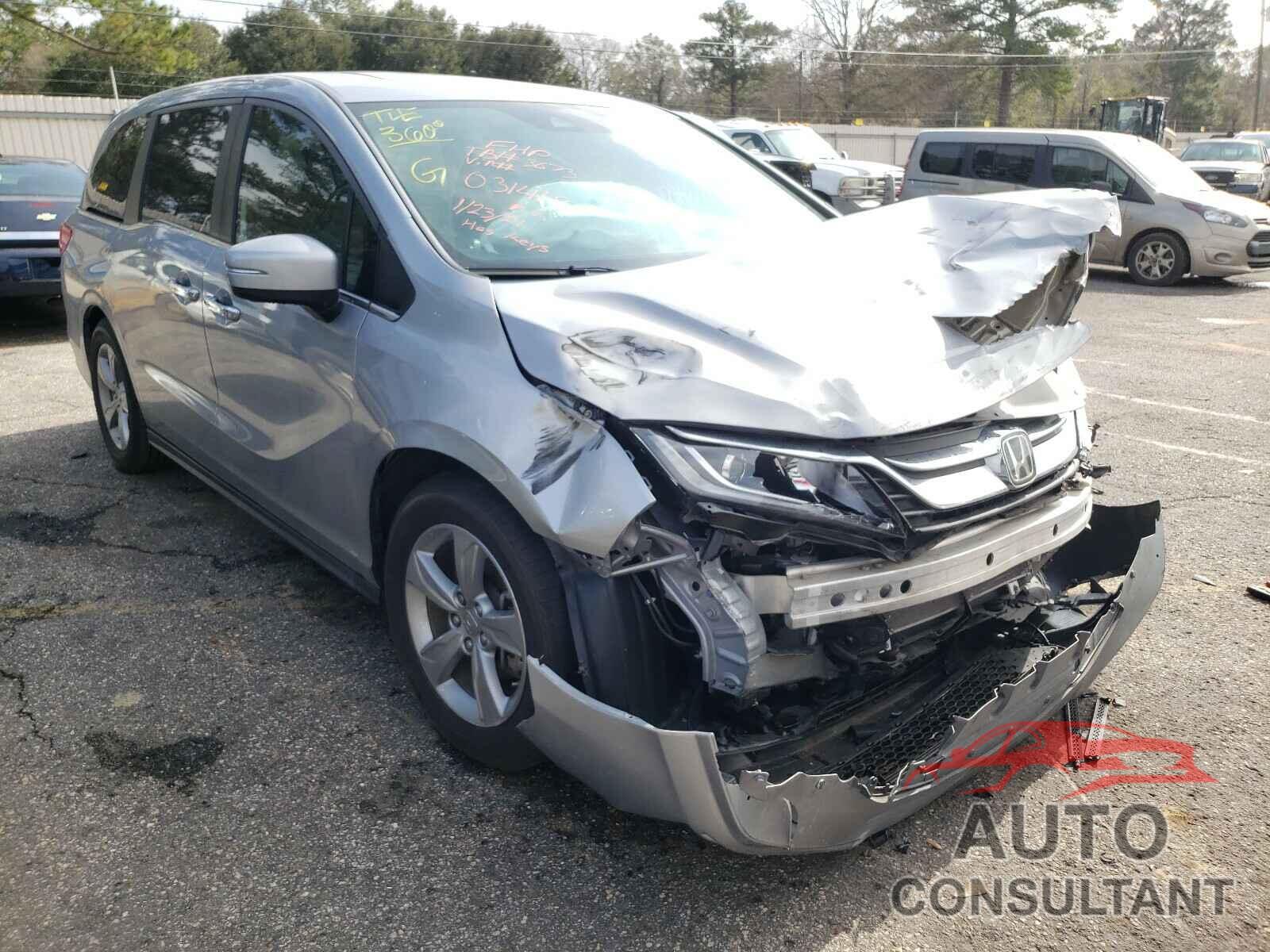 HONDA ODYSSEY 2018 - 5FNRL6H74JB031418